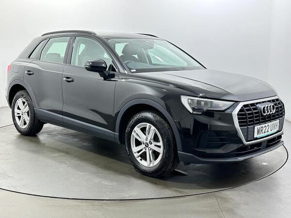 Black 2022 Audi Q3 SUV/Crossover Front-wheel drive Automatic