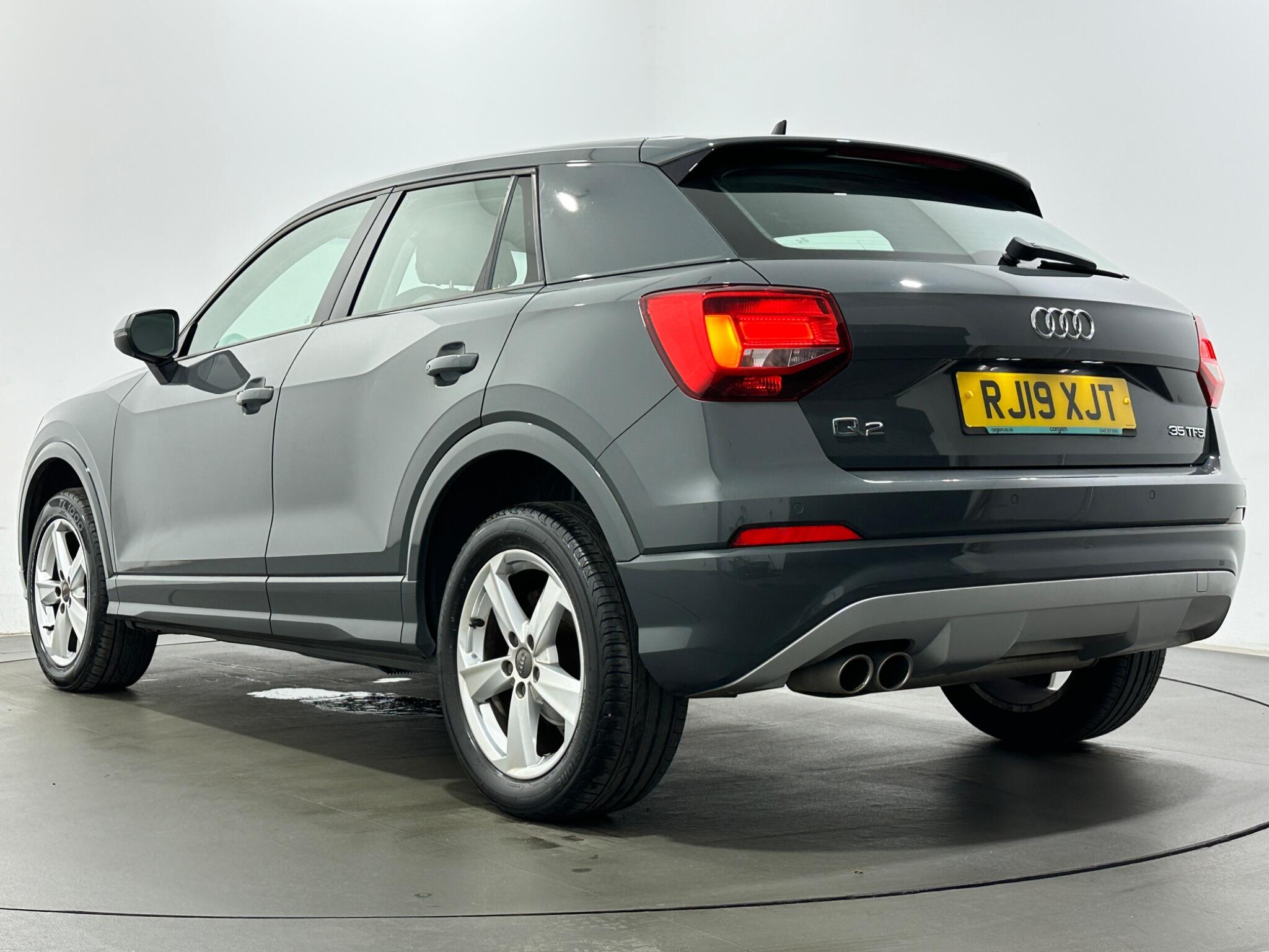 Audi Q2 view 49