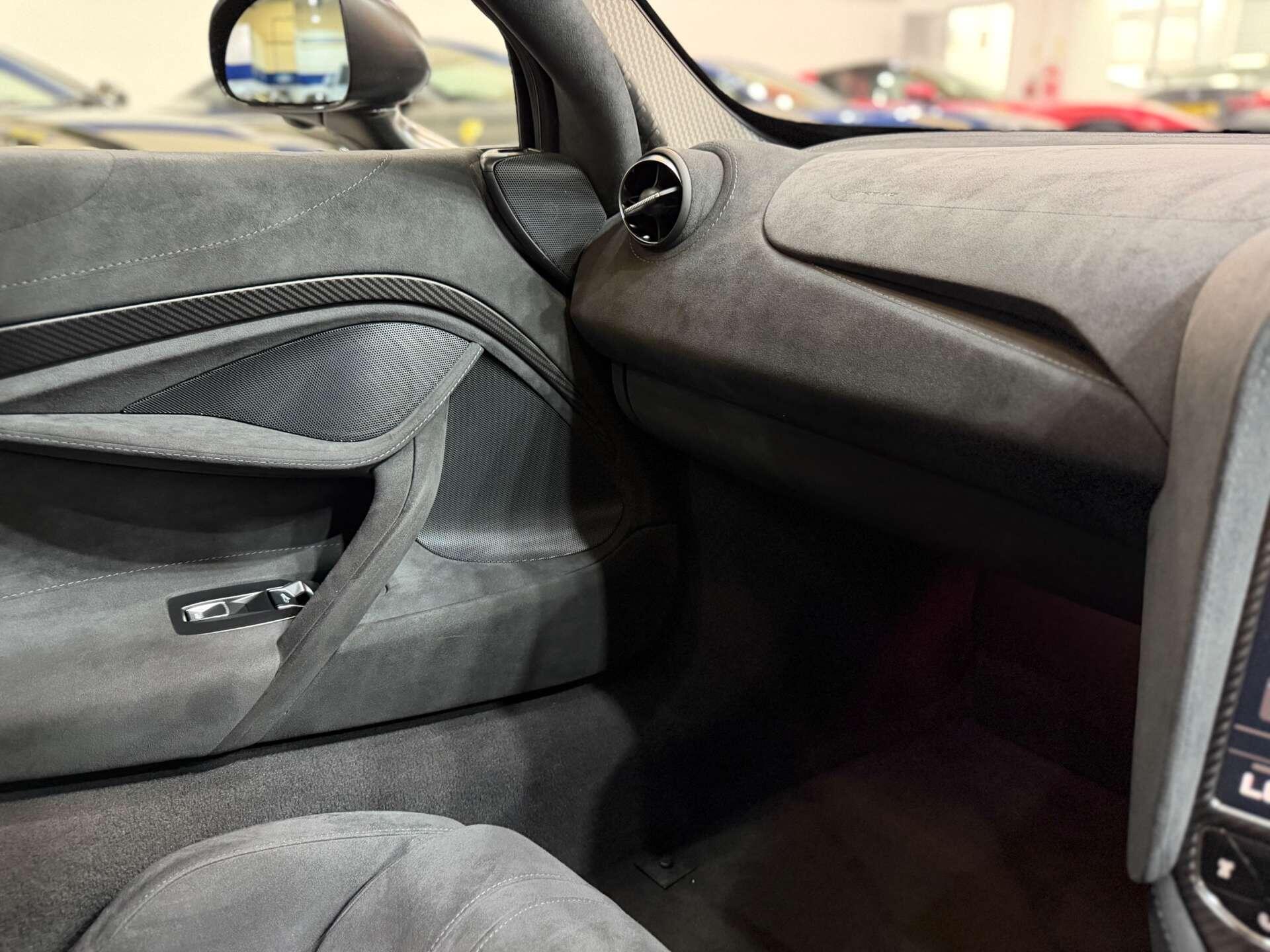 Mclaren 720s view 48