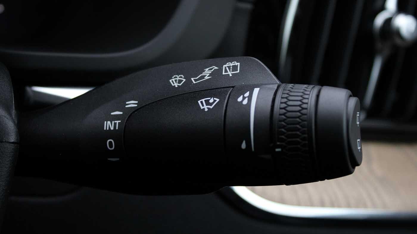 Volvo XC60 view 23