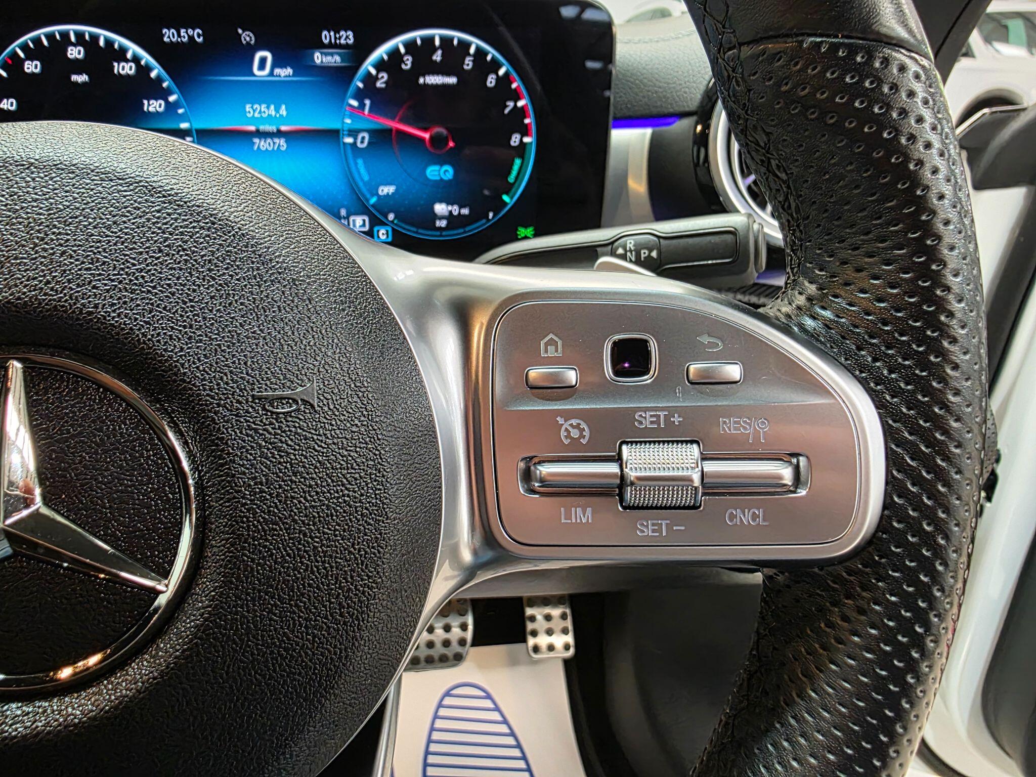 Mercedes-Benz Cla view 18