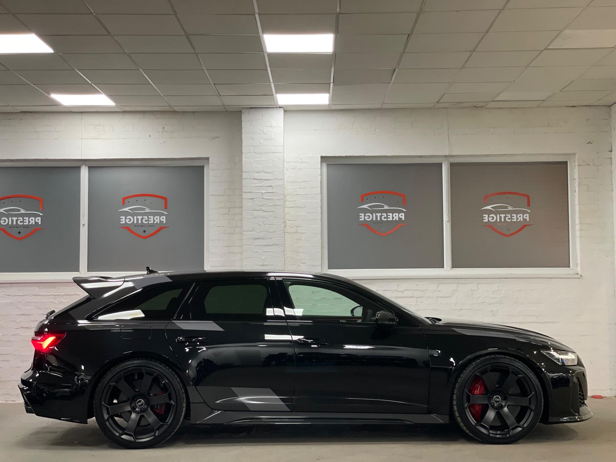 Audi RS6 view 42