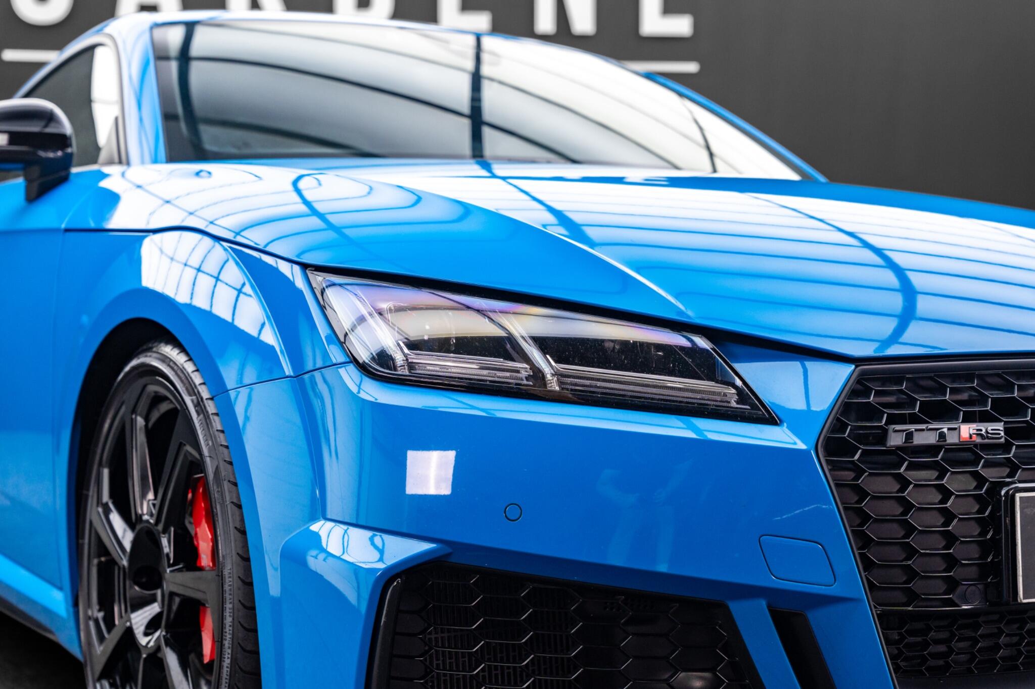 Audi TT RS view 37