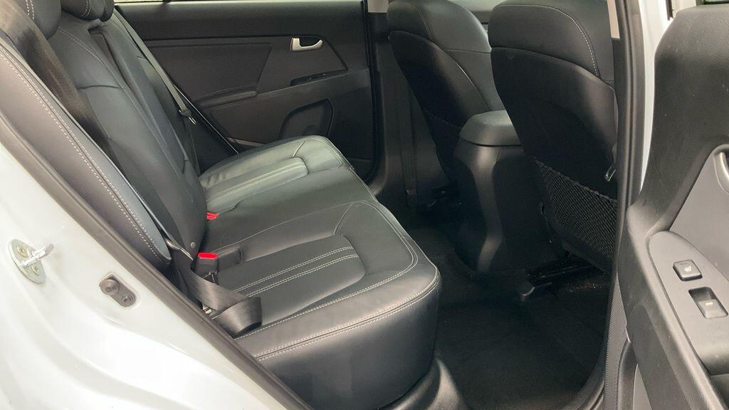 Kia Sportage view 3