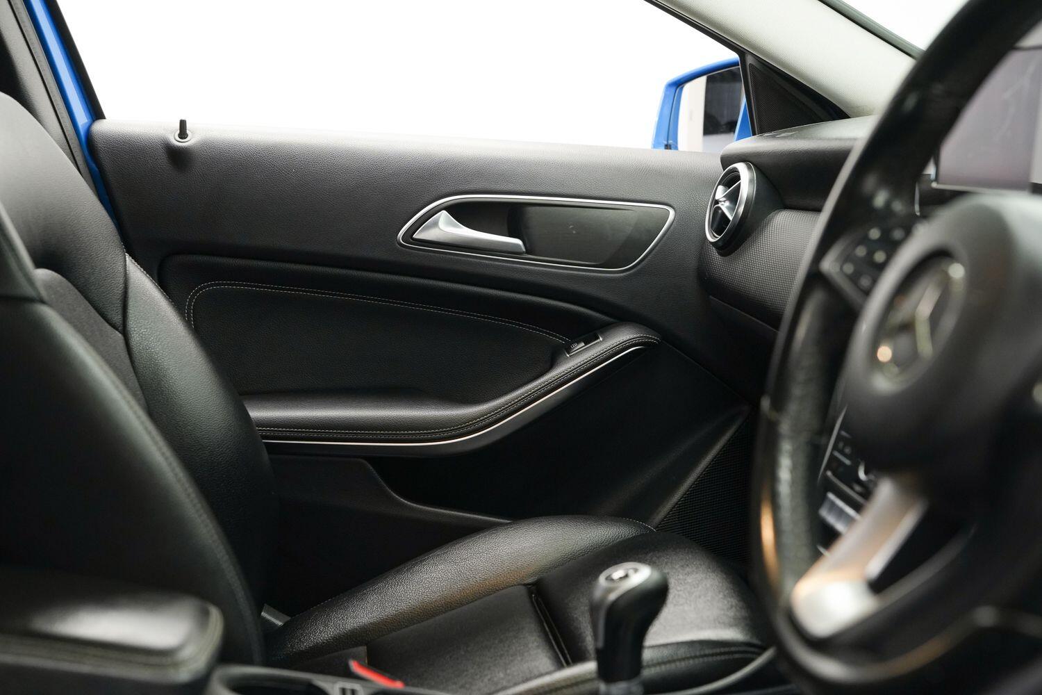 Mercedes-Benz A Class view 20