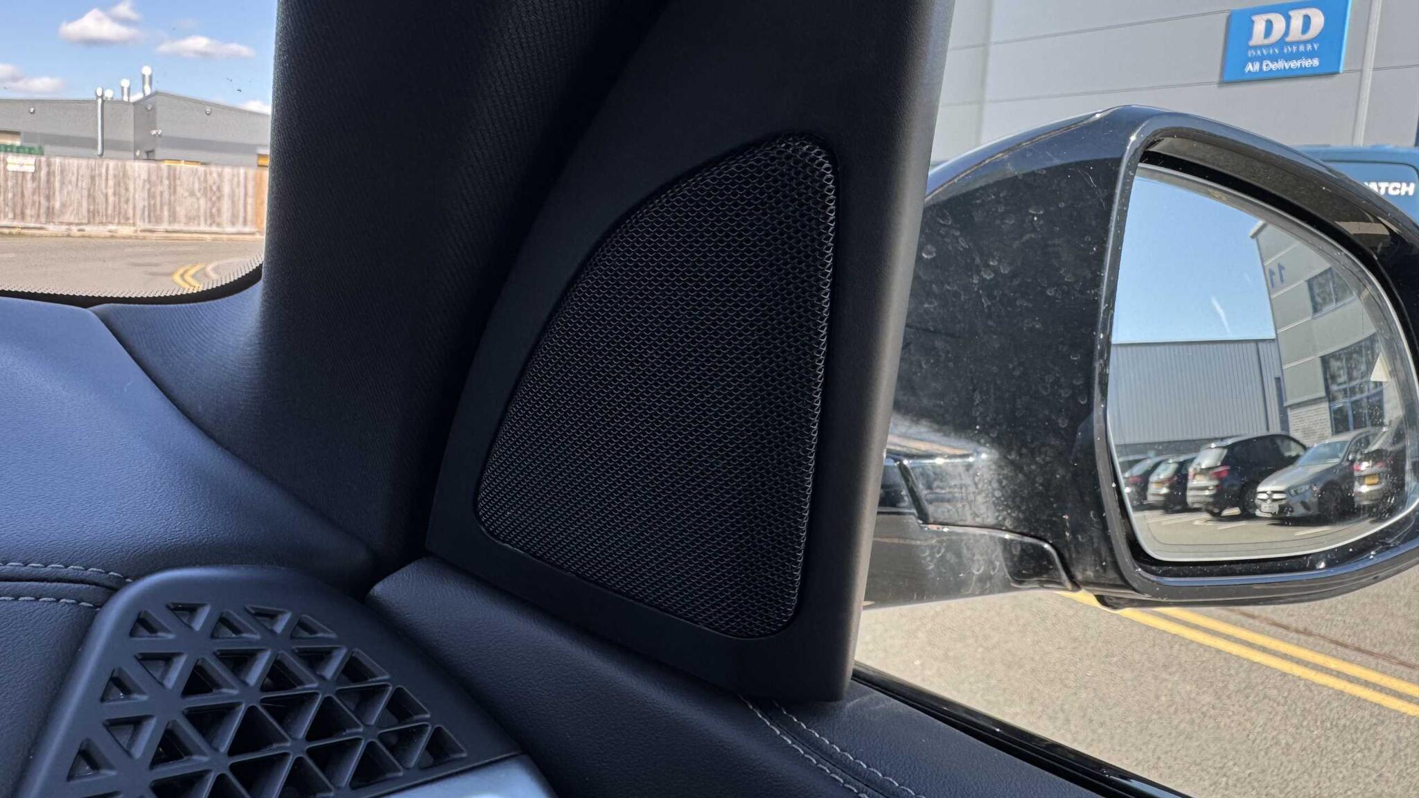 BMW X5 view 34