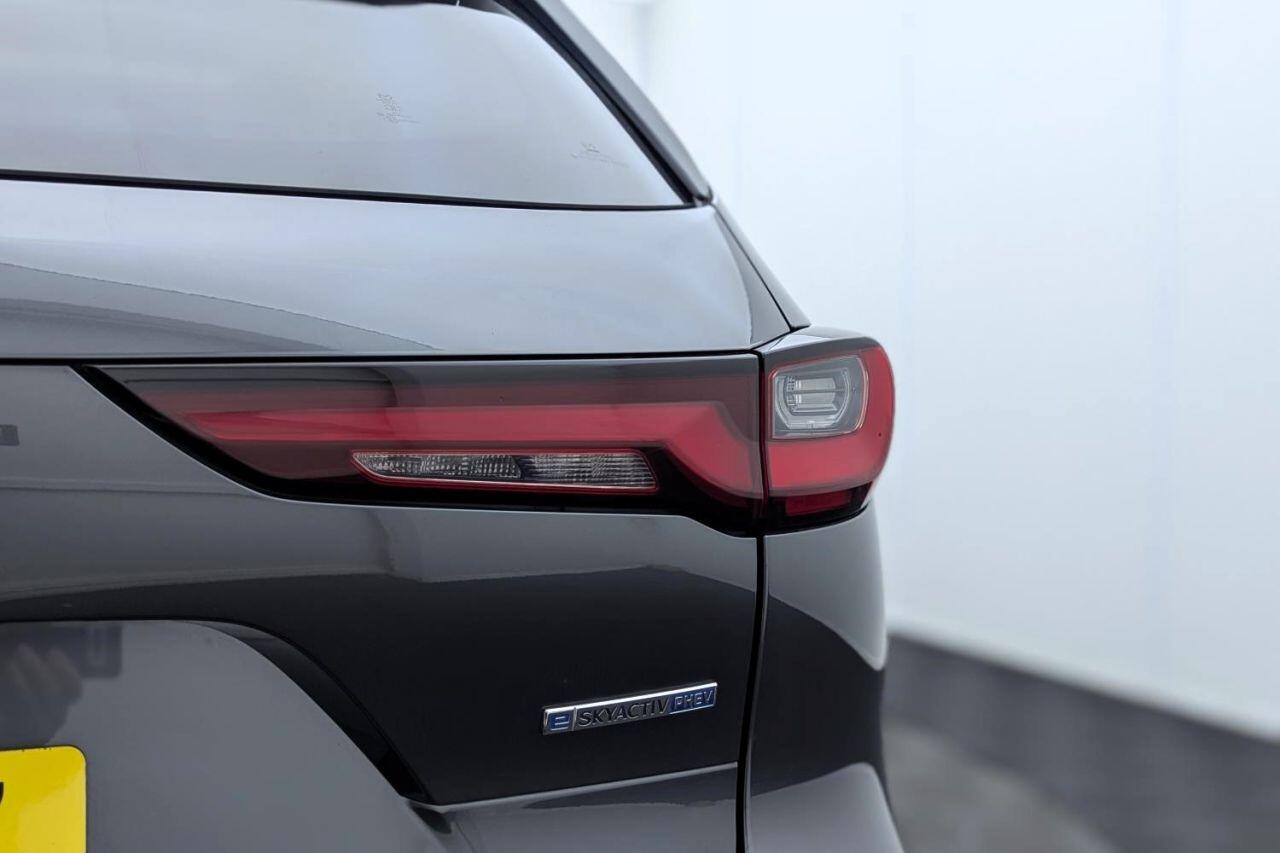 Mazda CX-60 view 56