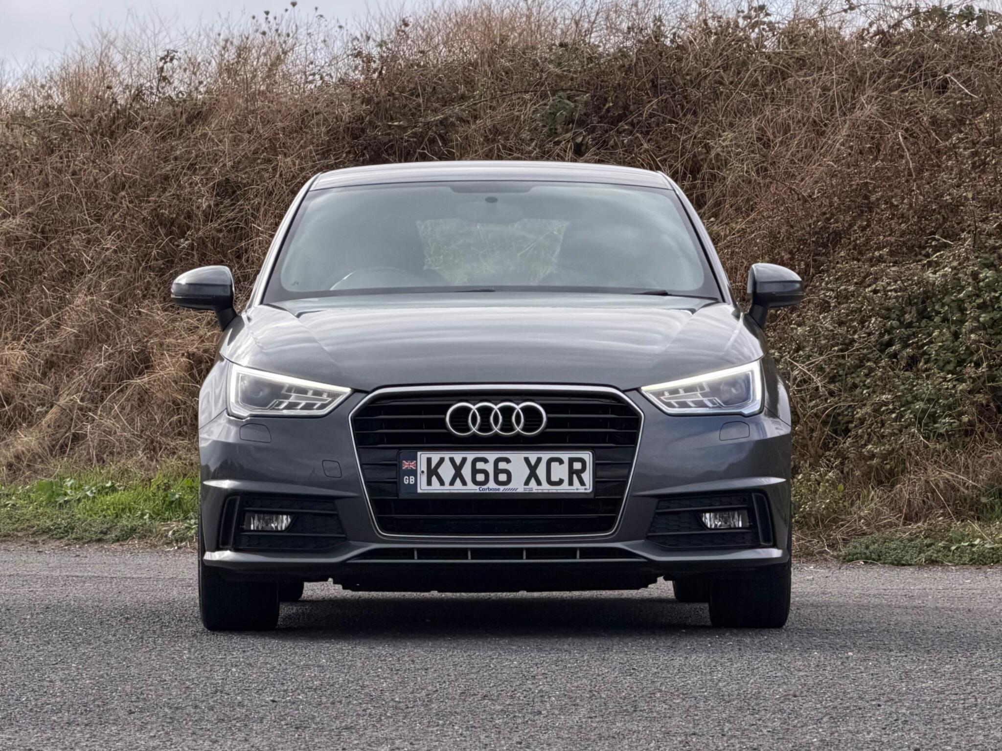 Audi A1 view 11