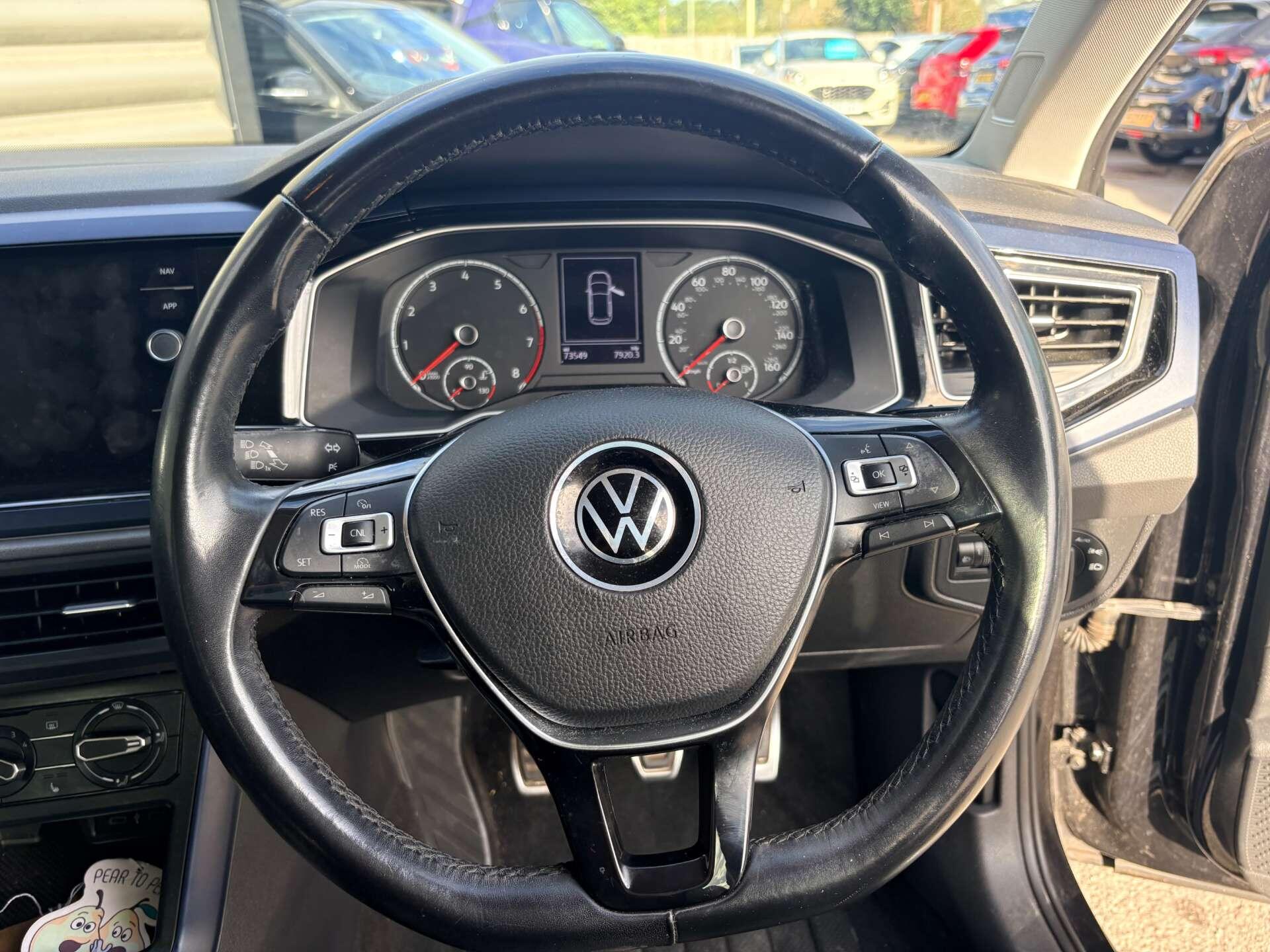 Volkswagen Polo view 12