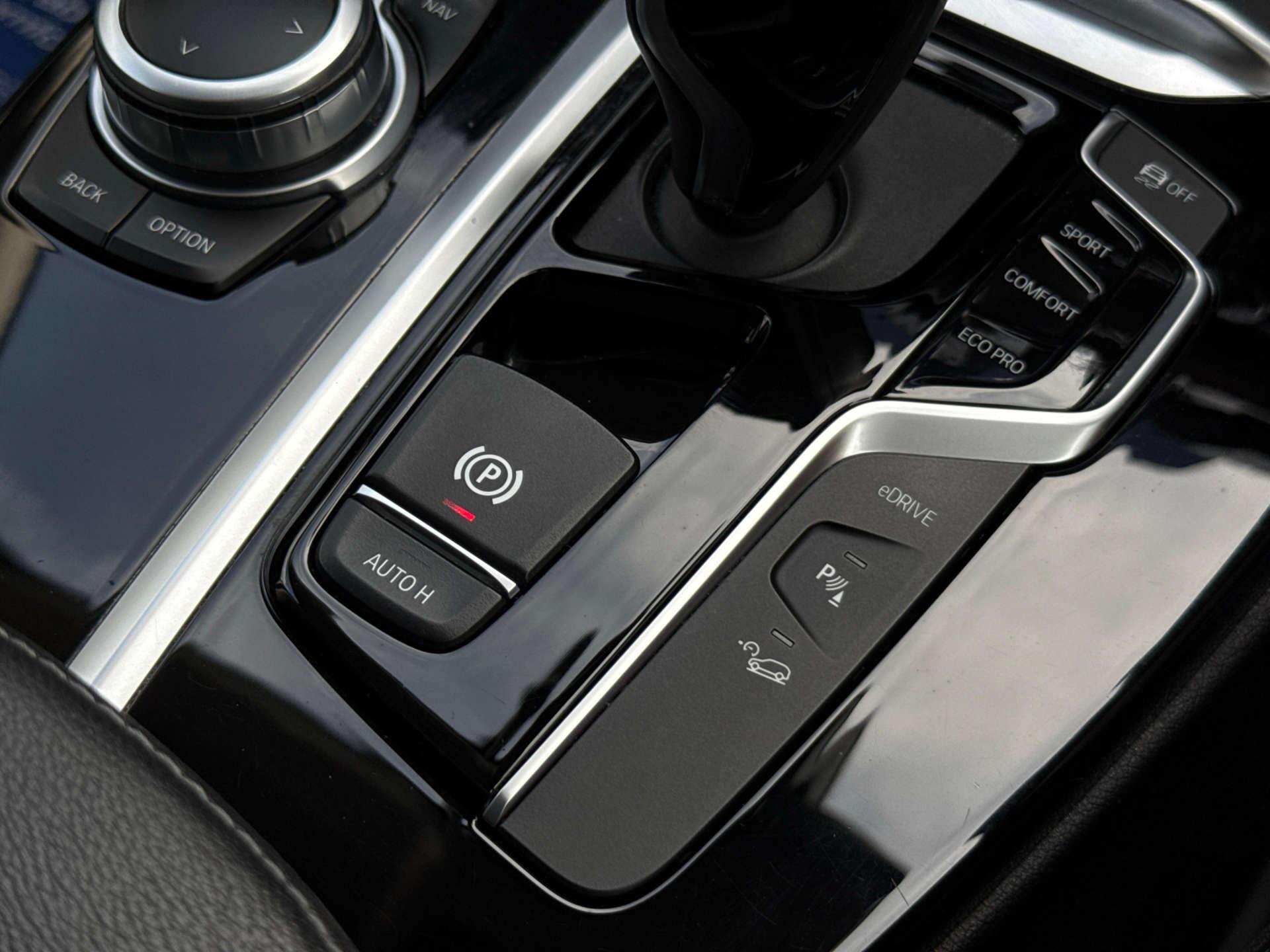 BMW X3 view 59