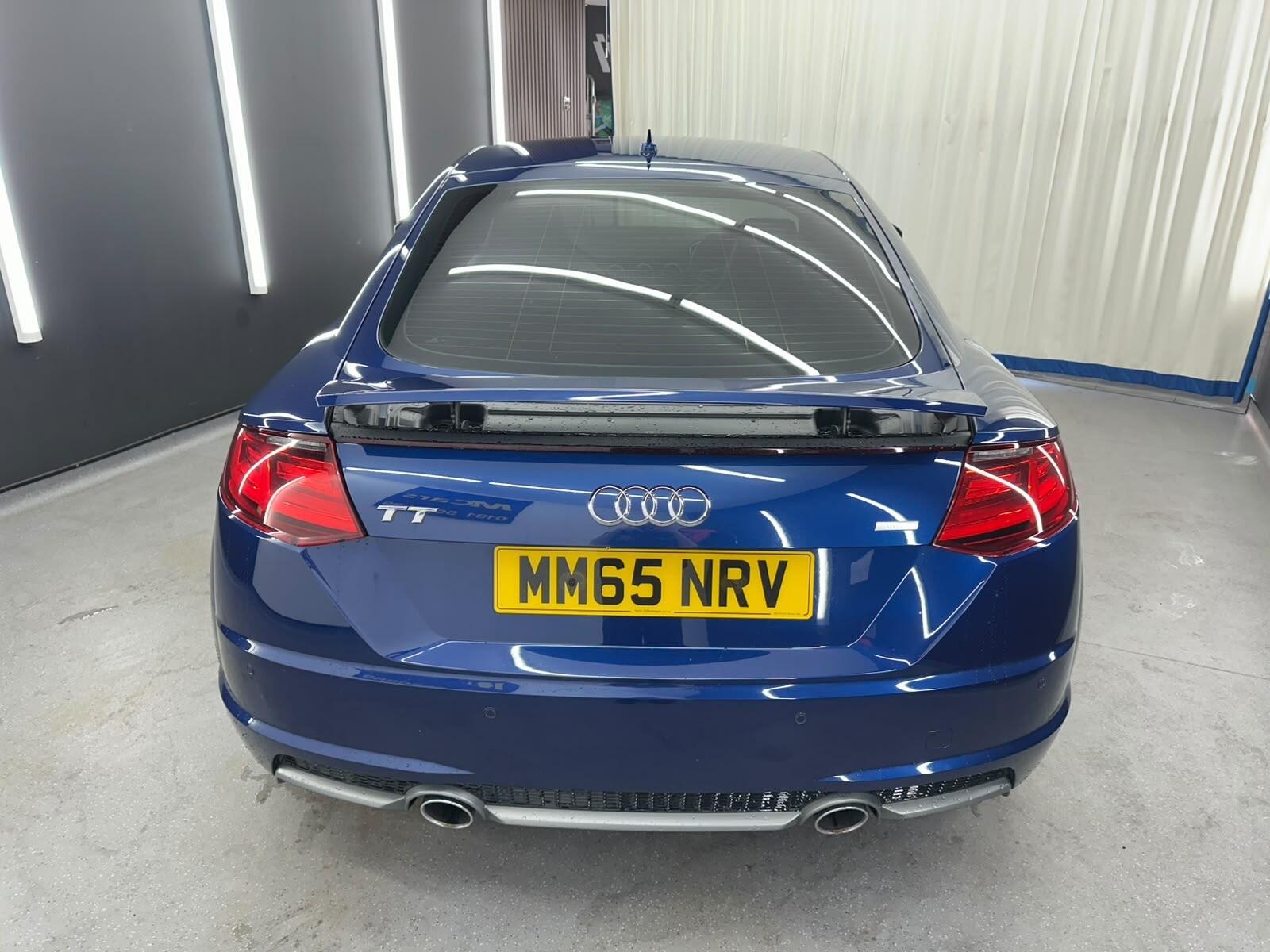 Audi TT view 10