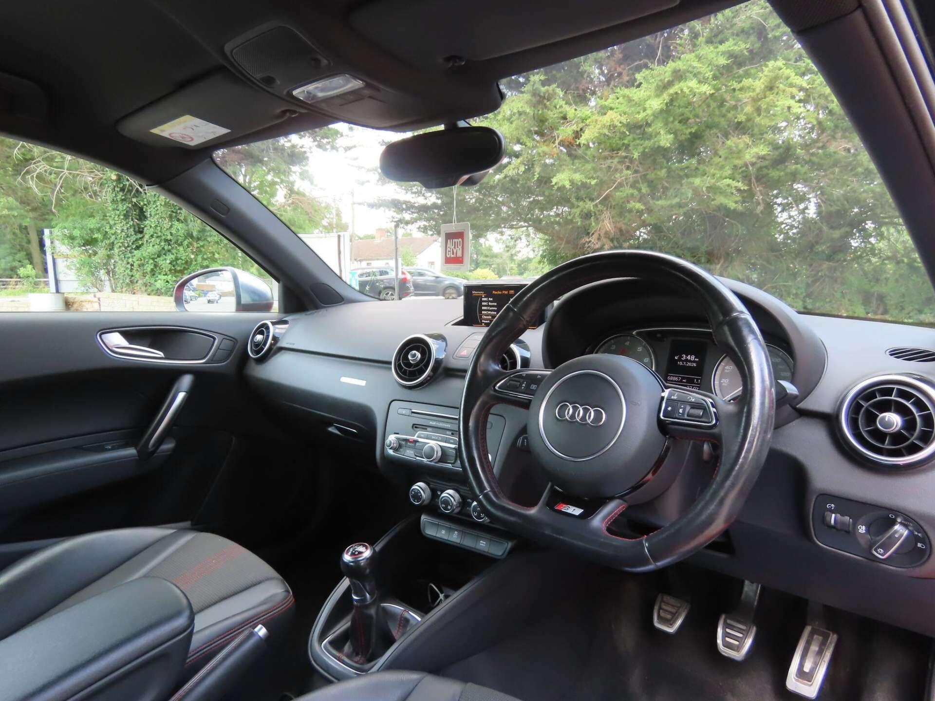 Audi S1 view 7