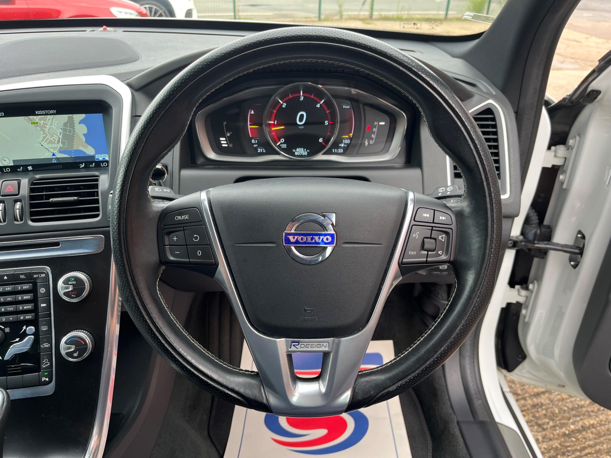 Volvo XC60 view 38