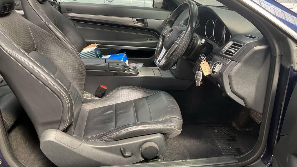 Mercedes-Benz E Class view 2