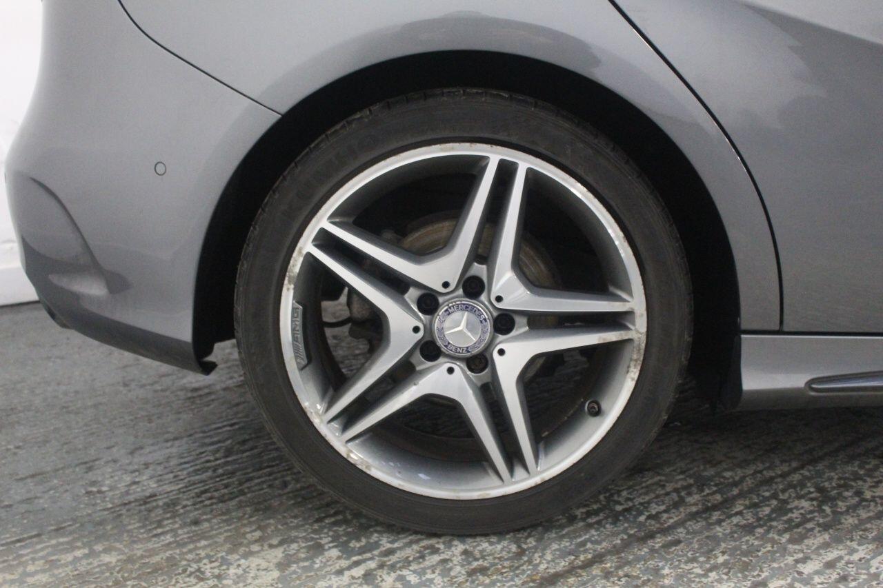 Mercedes-Benz B-Class view 52