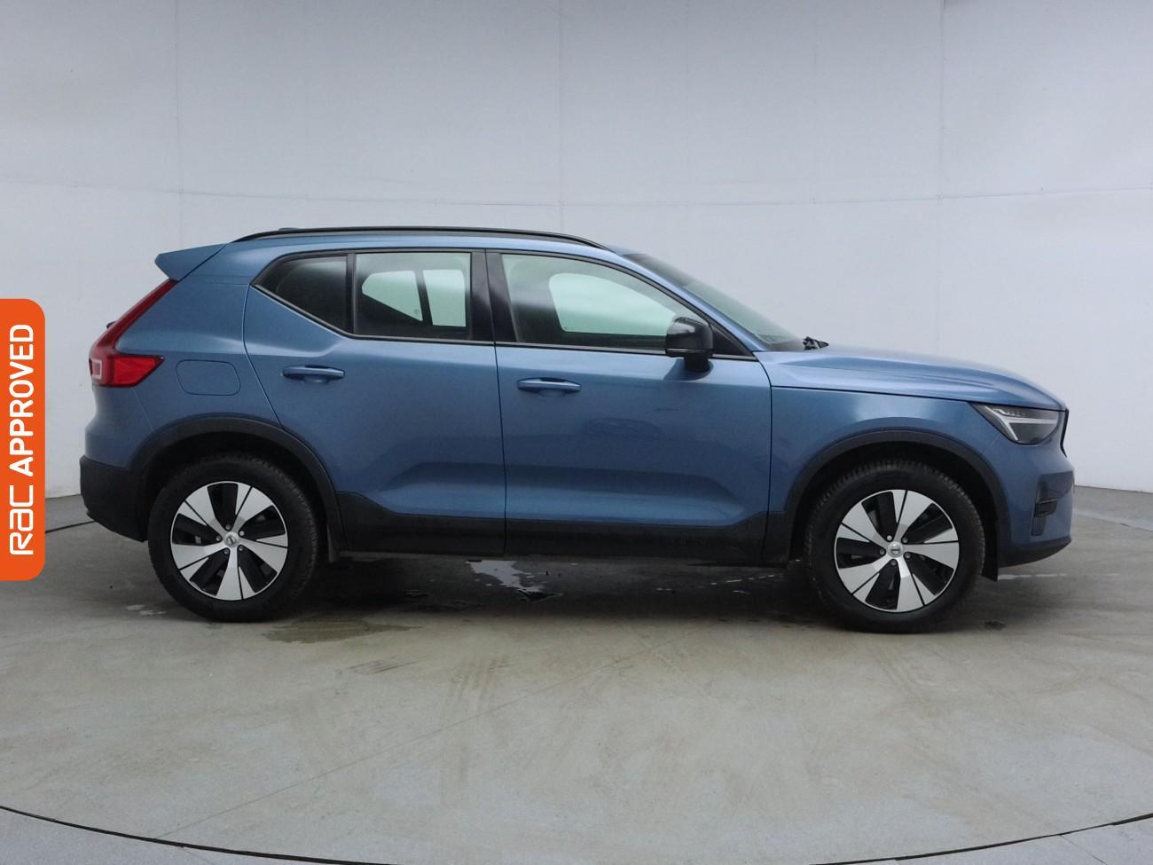 Volvo XC40 view 7