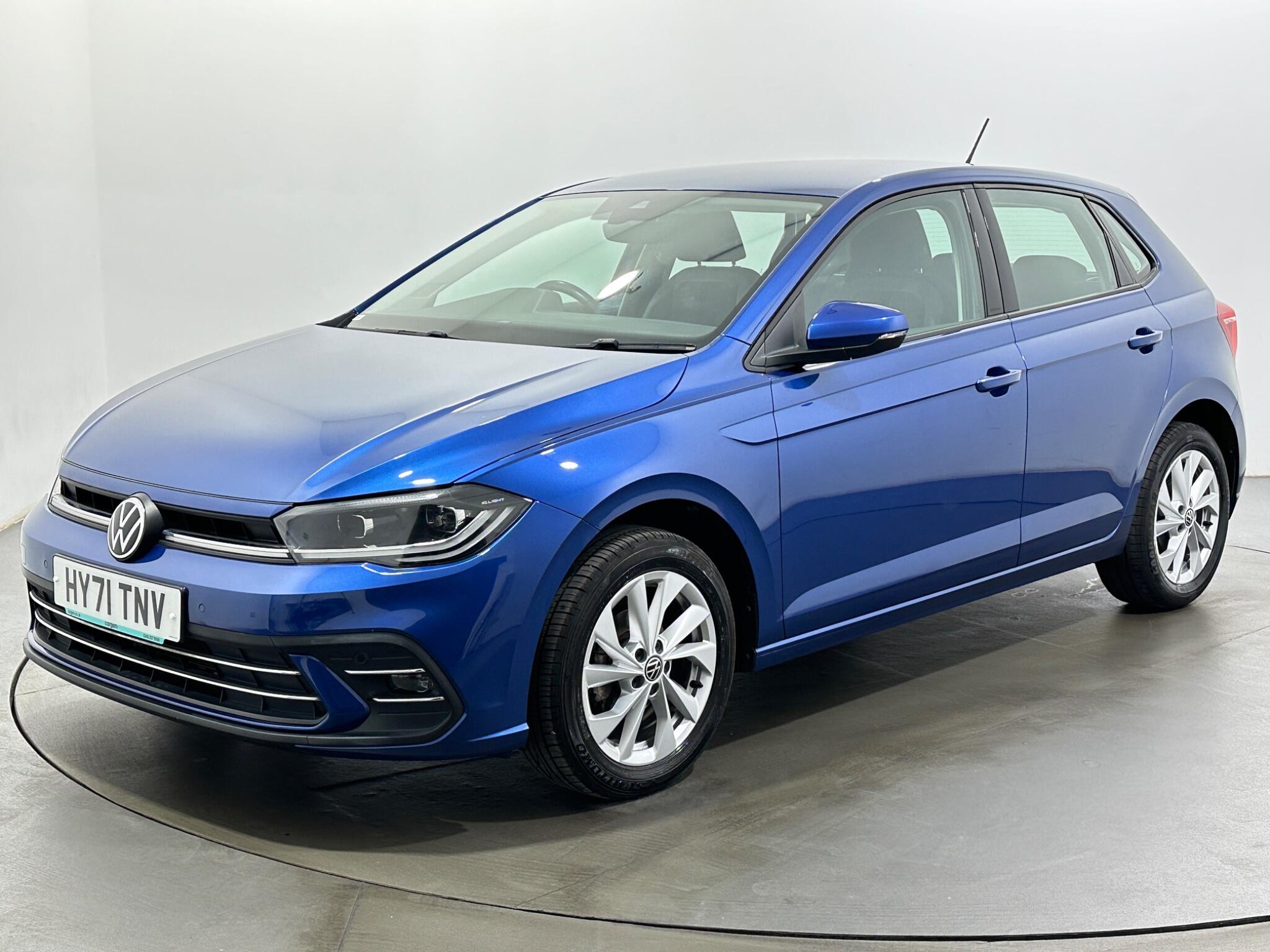 Volkswagen Polo view 4