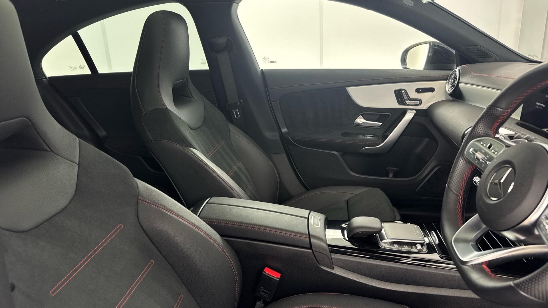 Mercedes-Benz CLA view 16