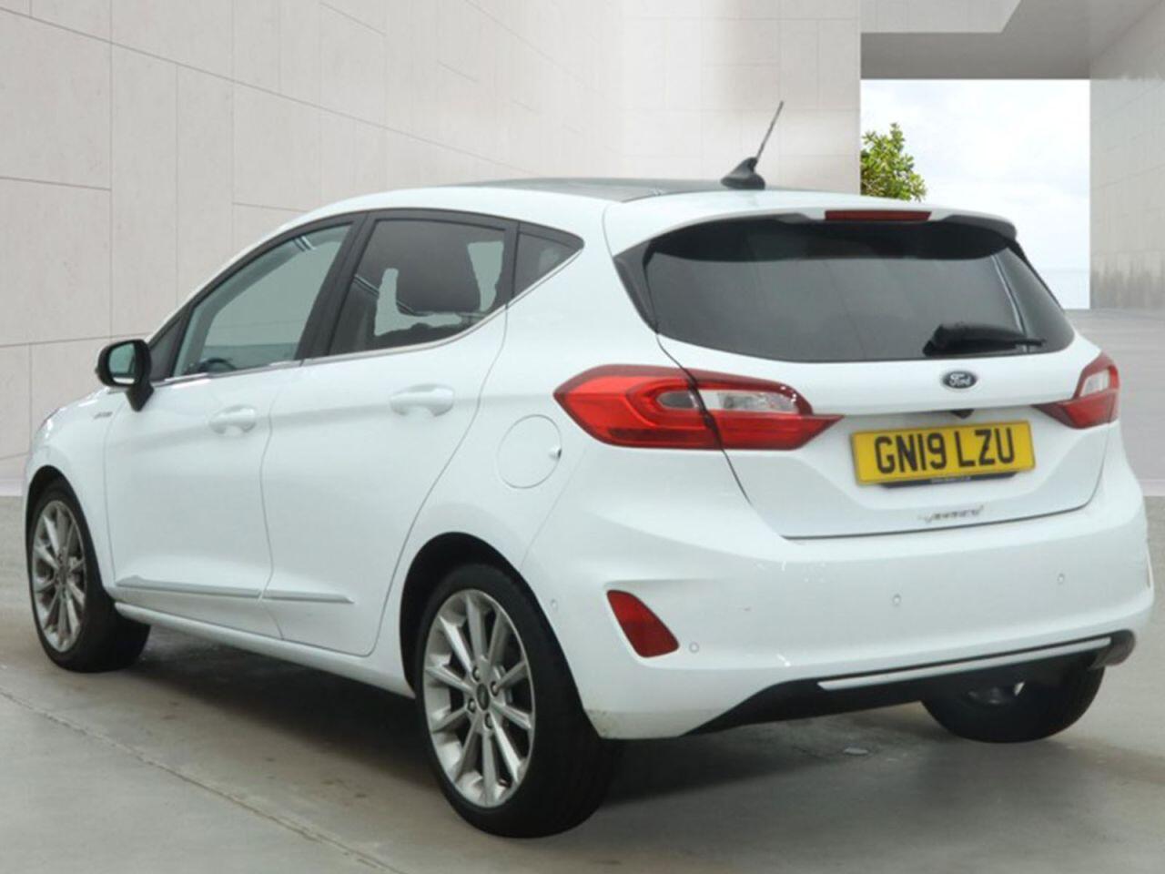 Ford Fiesta view 3