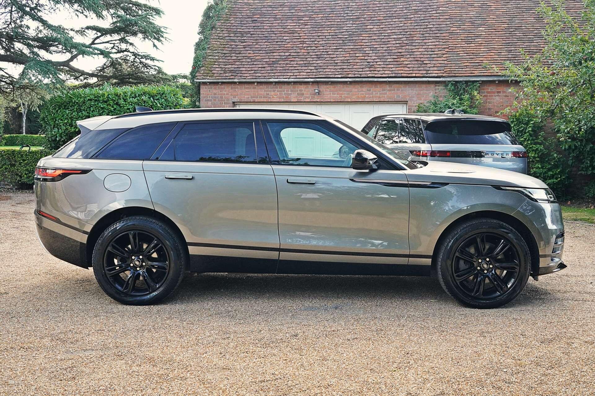 Land Rover Range Rover Velar view 8