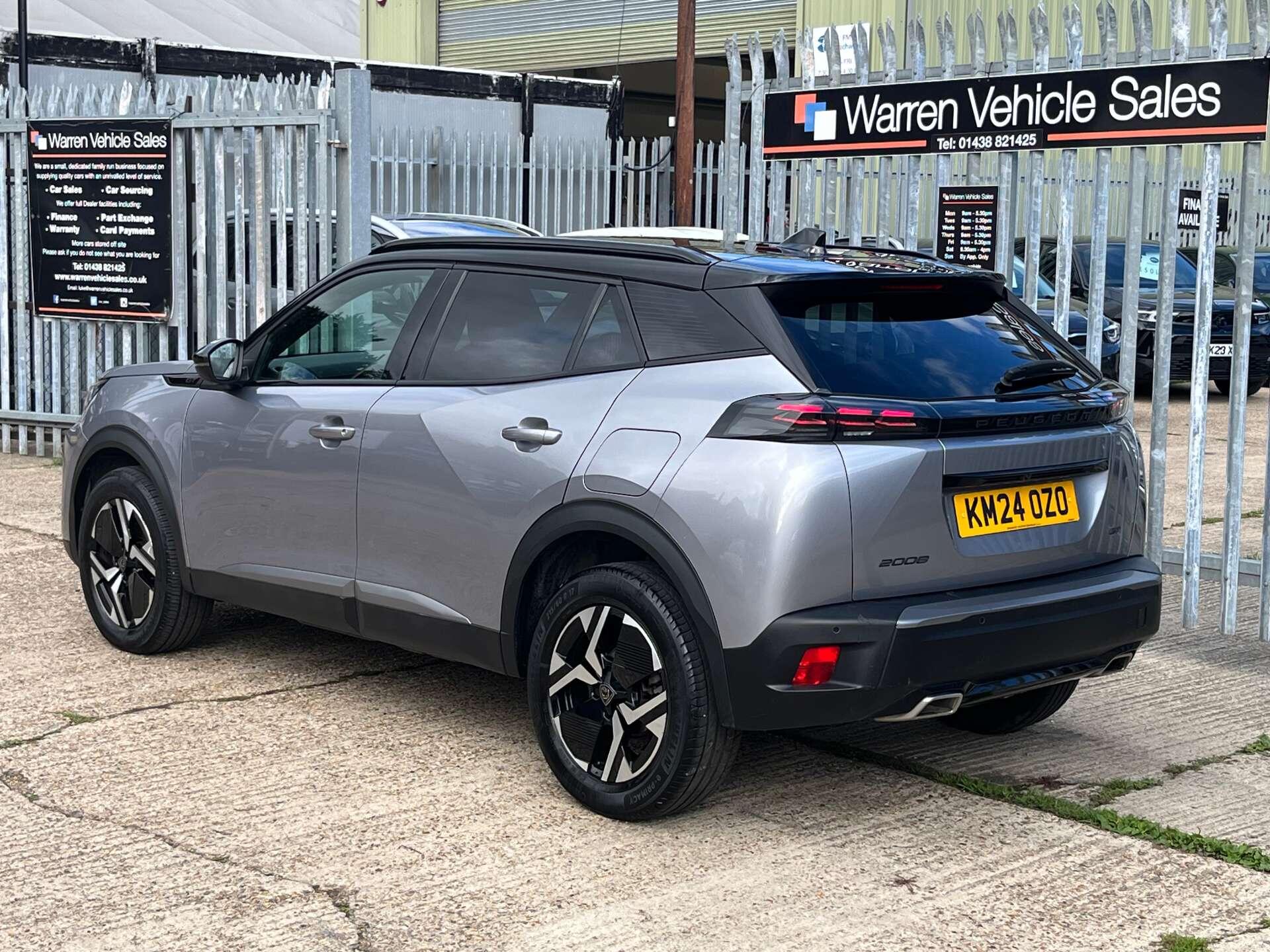 Peugeot 2008 view 8