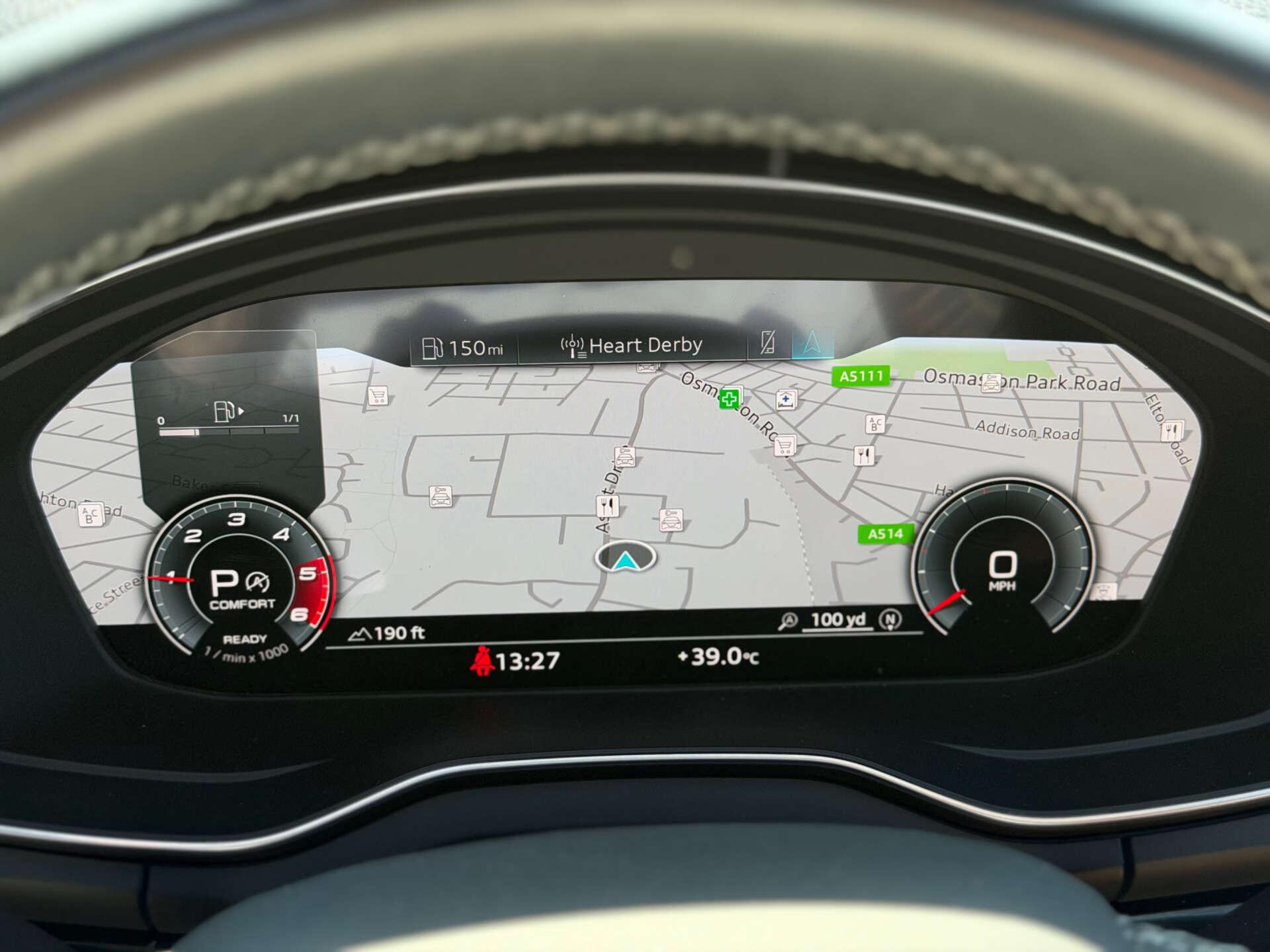 Audi Q5 view 21