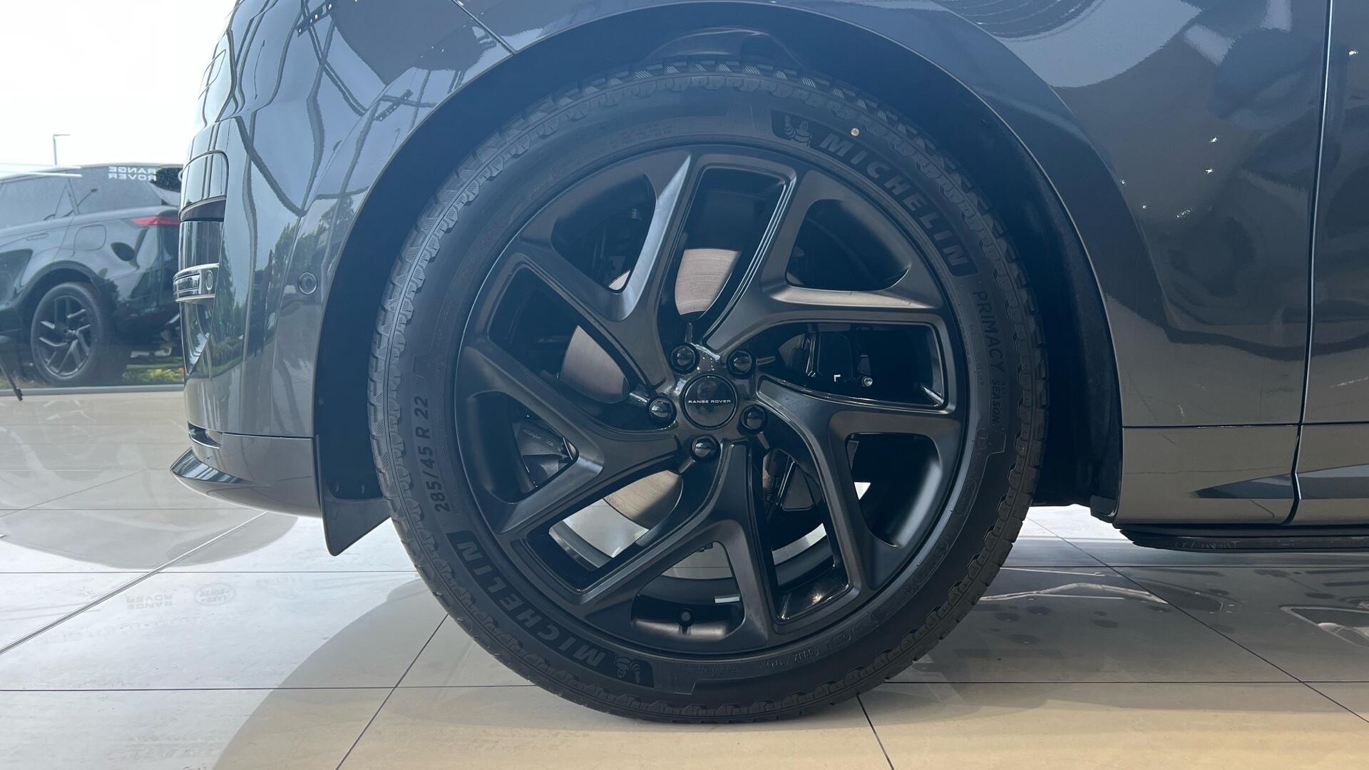 Land Rover Range Rover Sport view 17