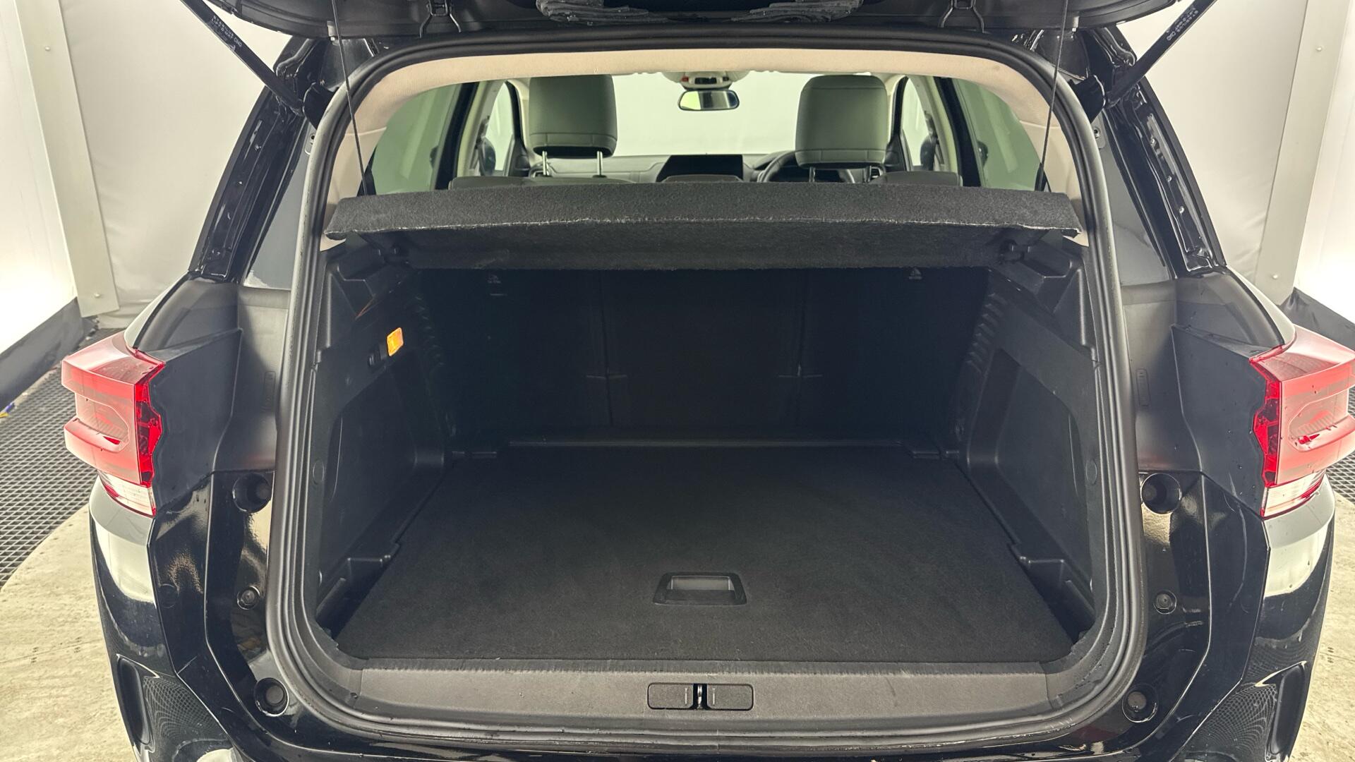 Citroen C5 Aircross view 15