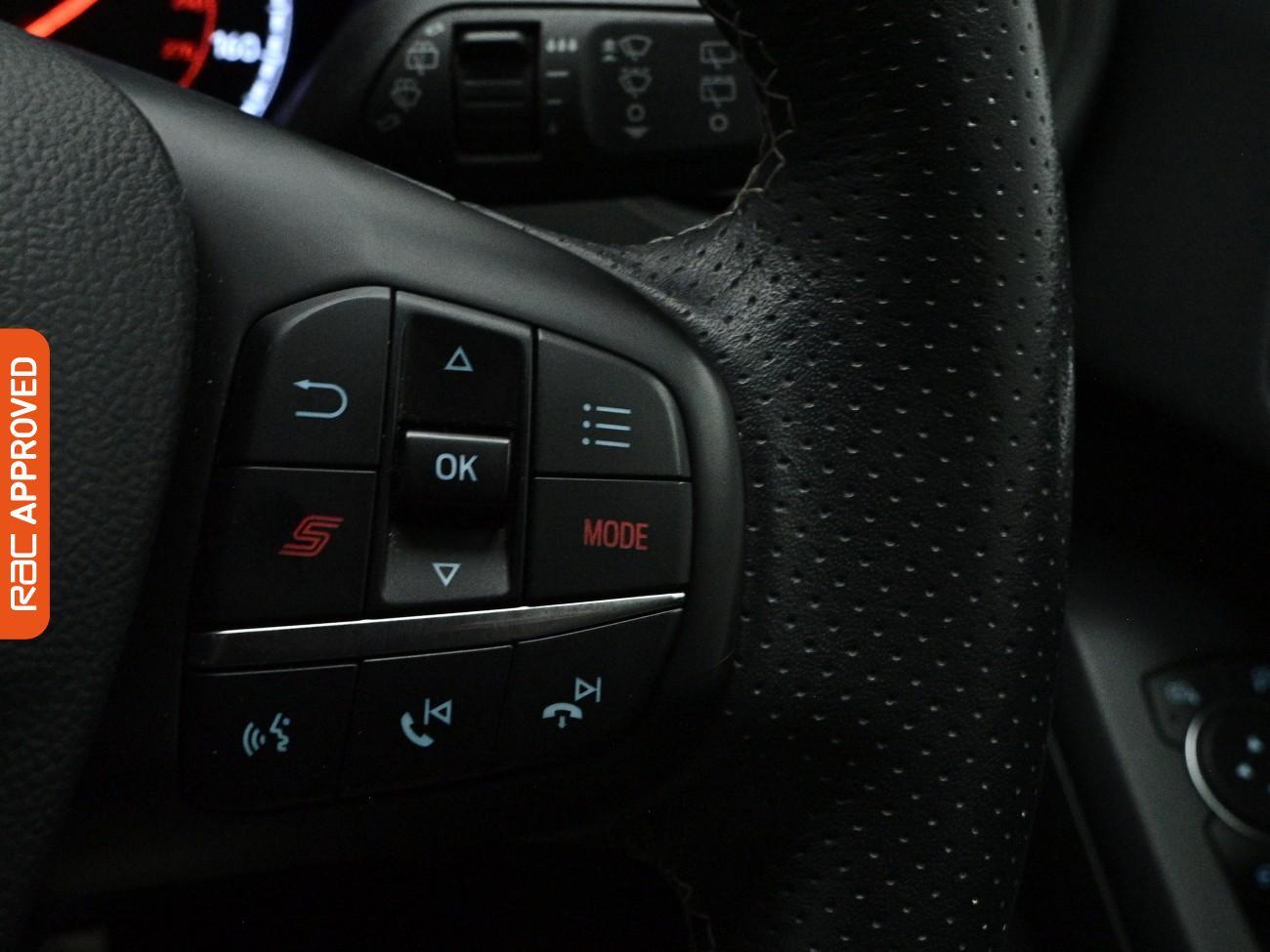 Ford Focus view 24