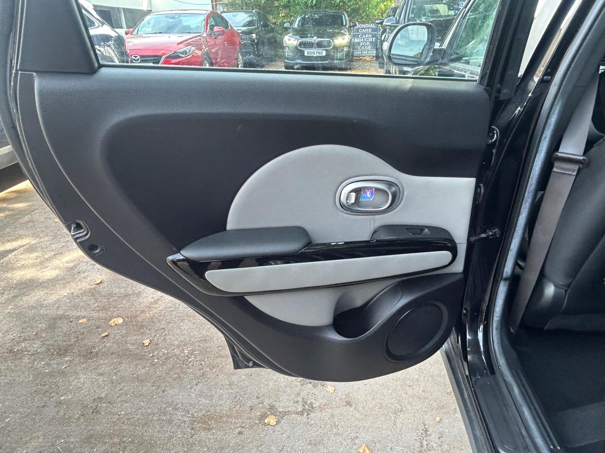Kia Soul view 30