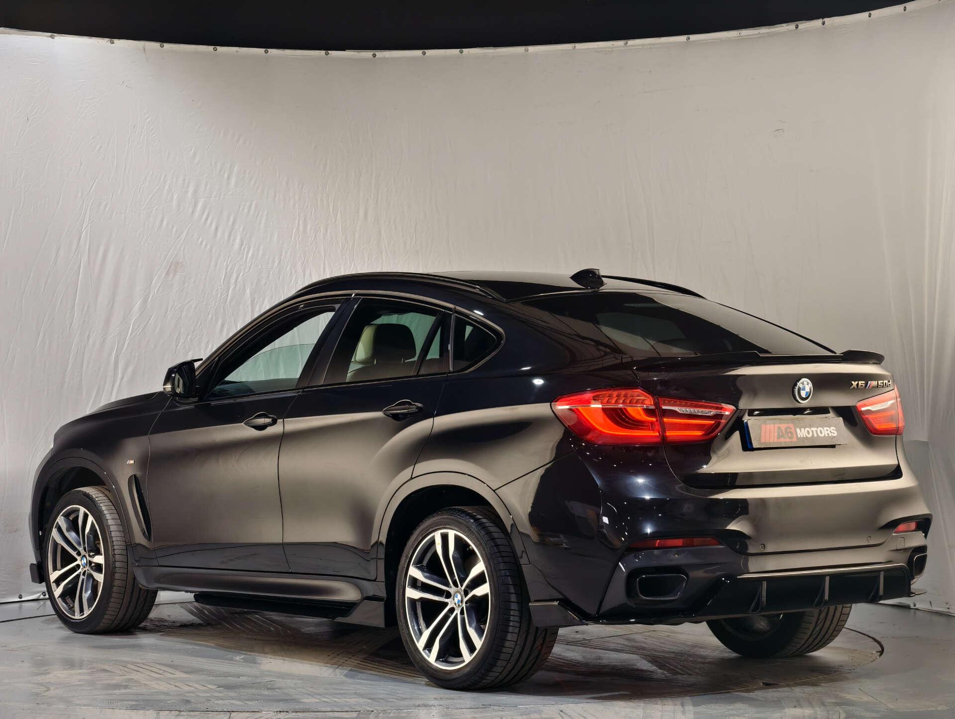 BMW X6 view 13