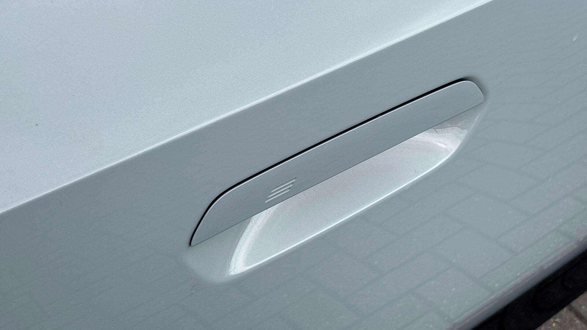 BMW 2 Series view 26