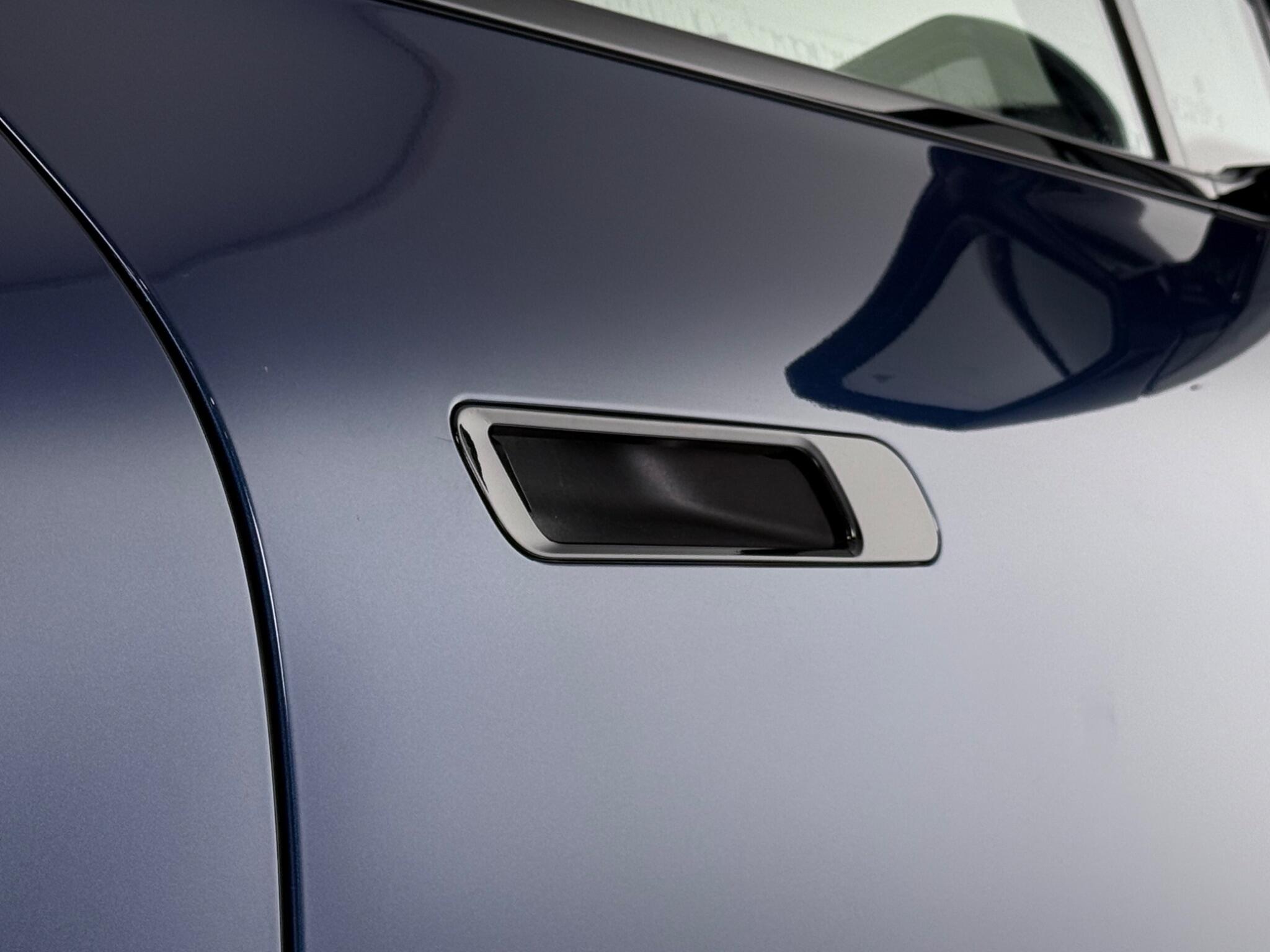 BMW Ix view 38