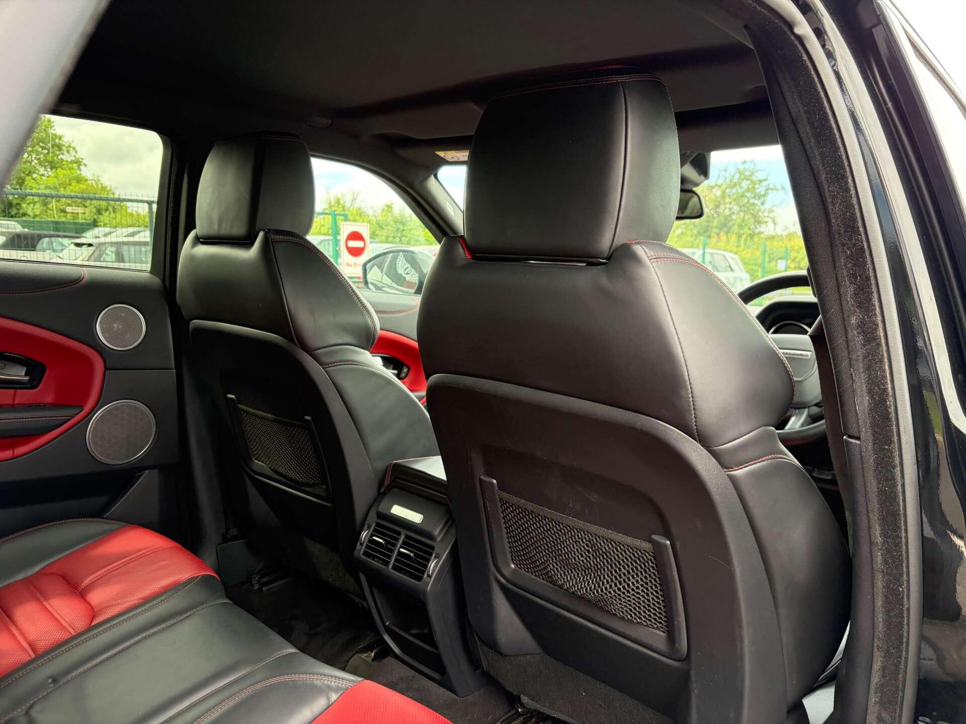 Land Rover Range Rover Evoque view 29