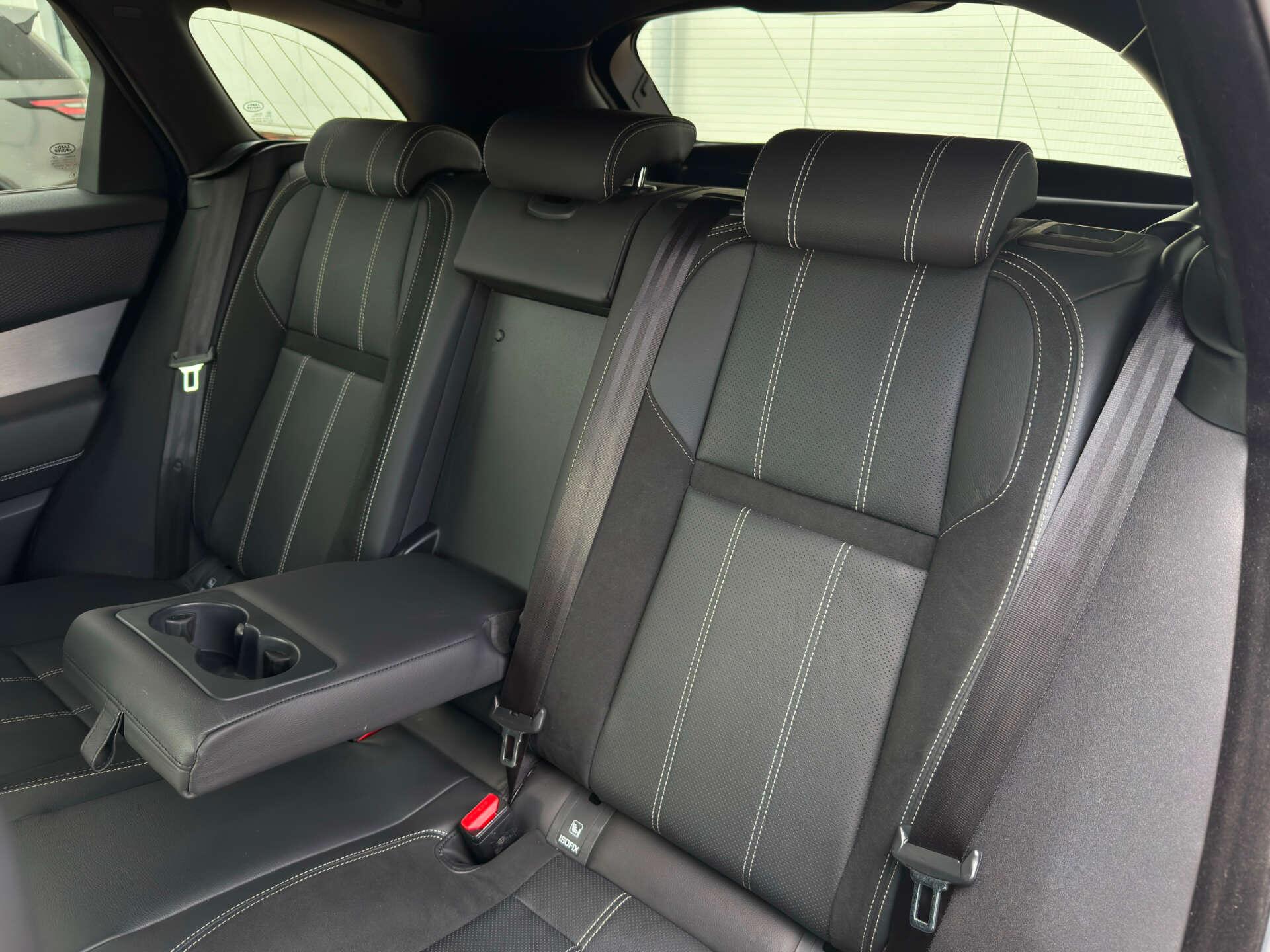 Land Rover Range Rover Velar view 41