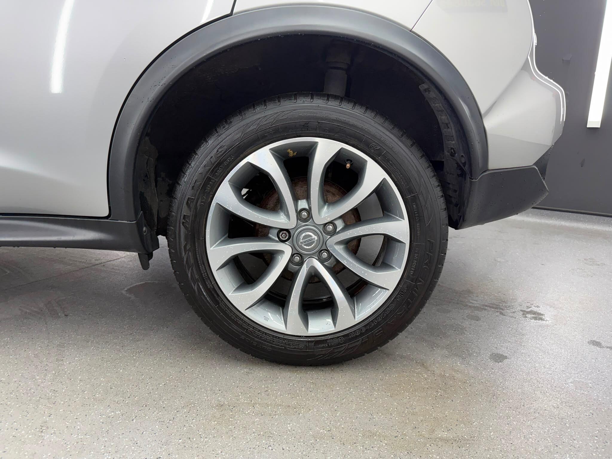 Nissan Juke view 12