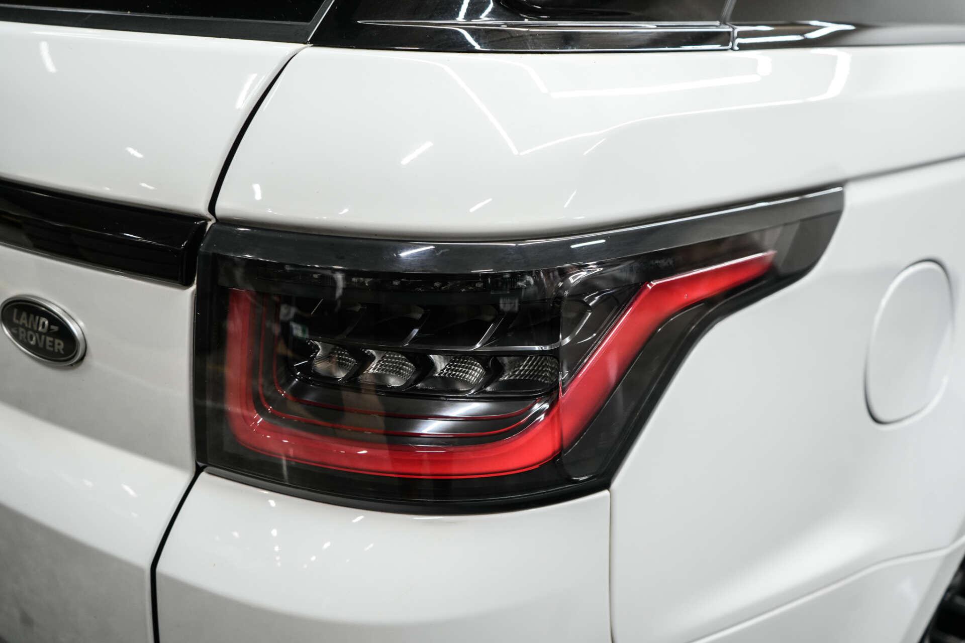 Land Rover Range Rover Sport view 9