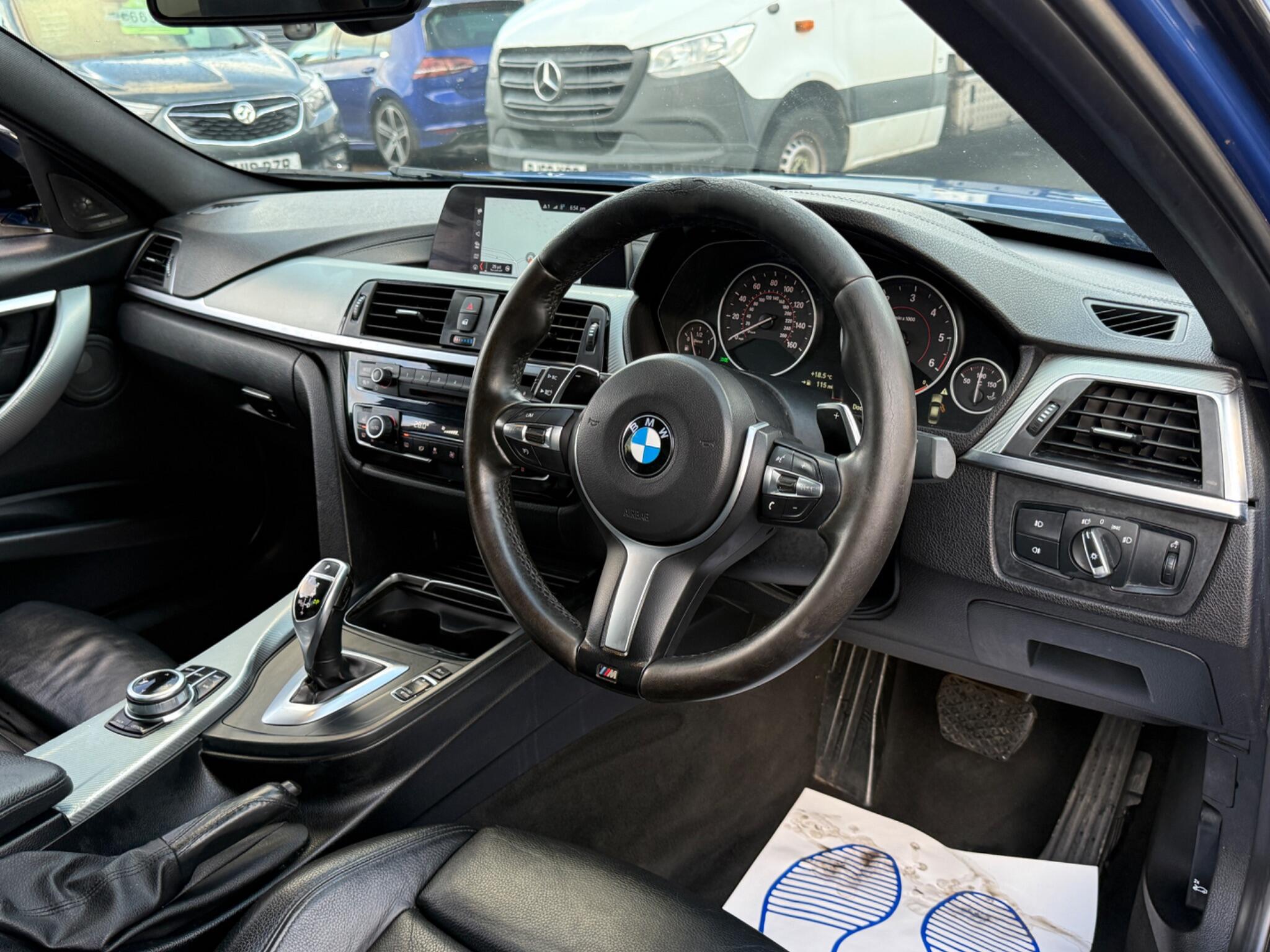 BMW 3 Series - Image 32