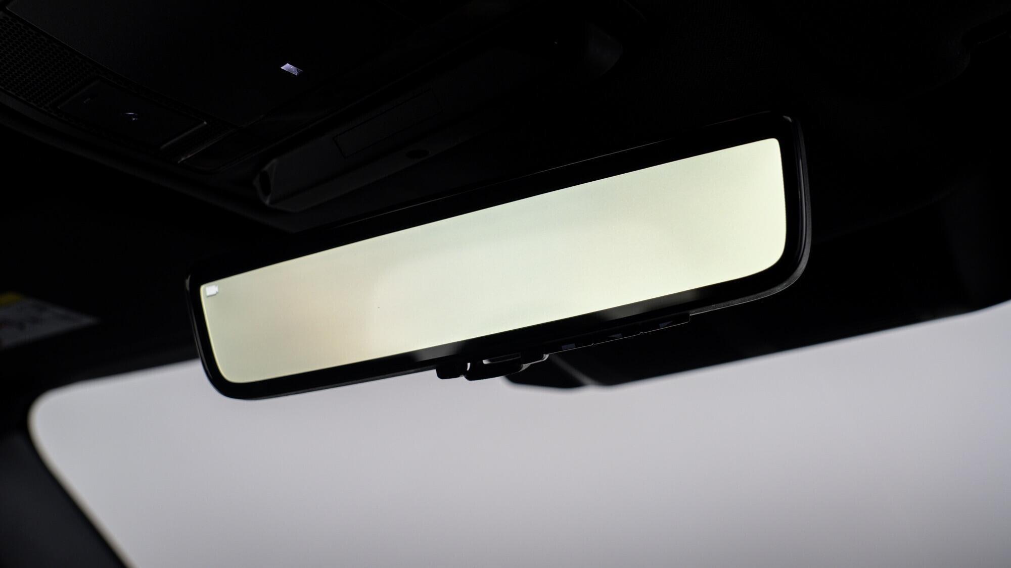 Land Rover Defender view 35