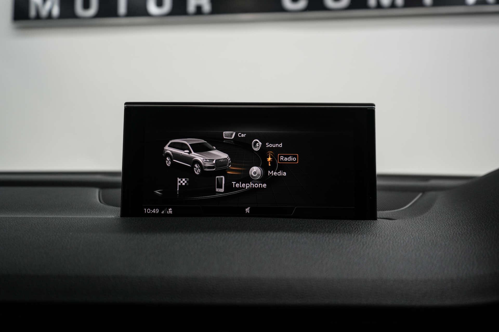Audi SQ7 view 27