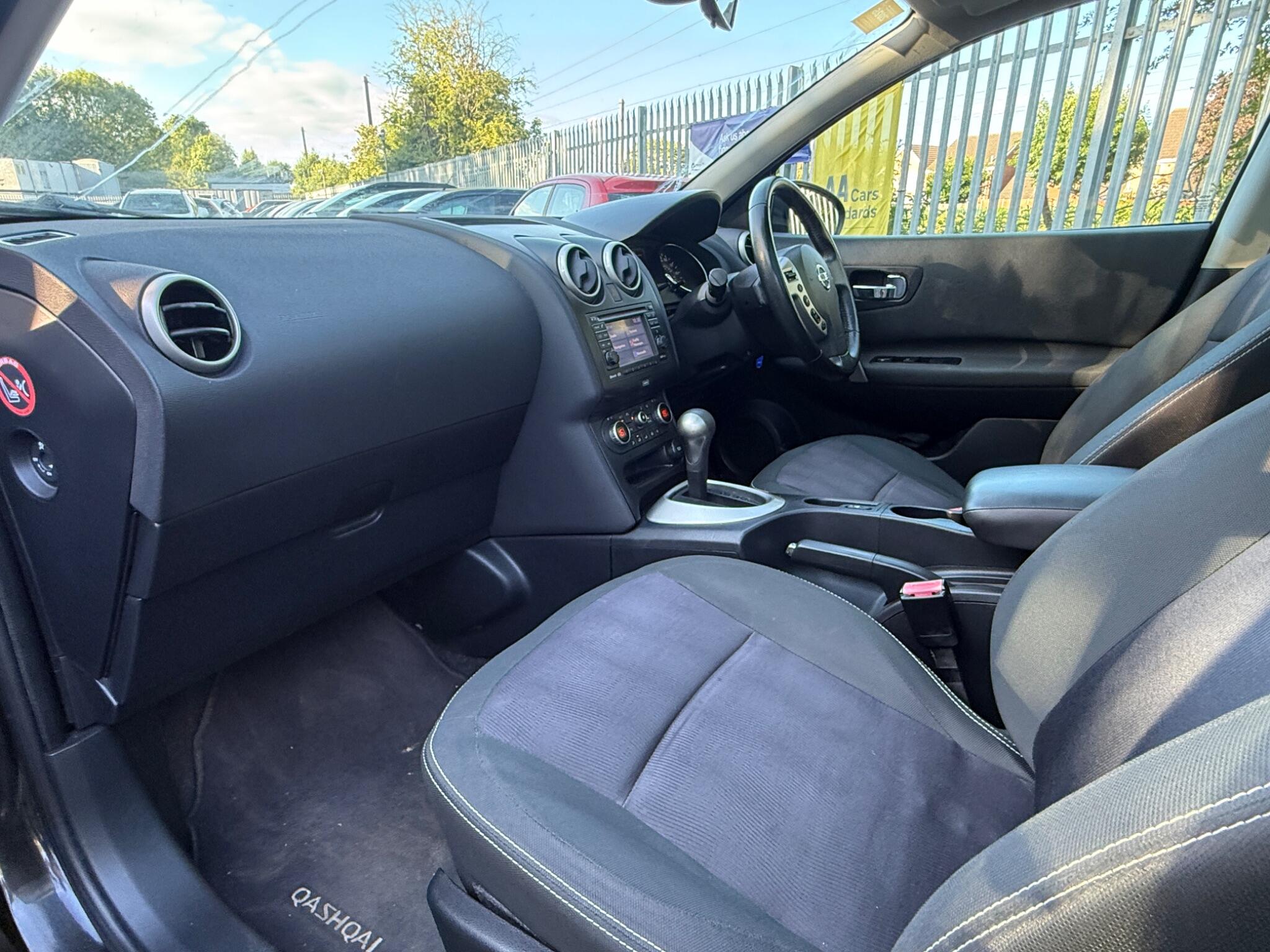 2012 Nissan Qashqai image 17