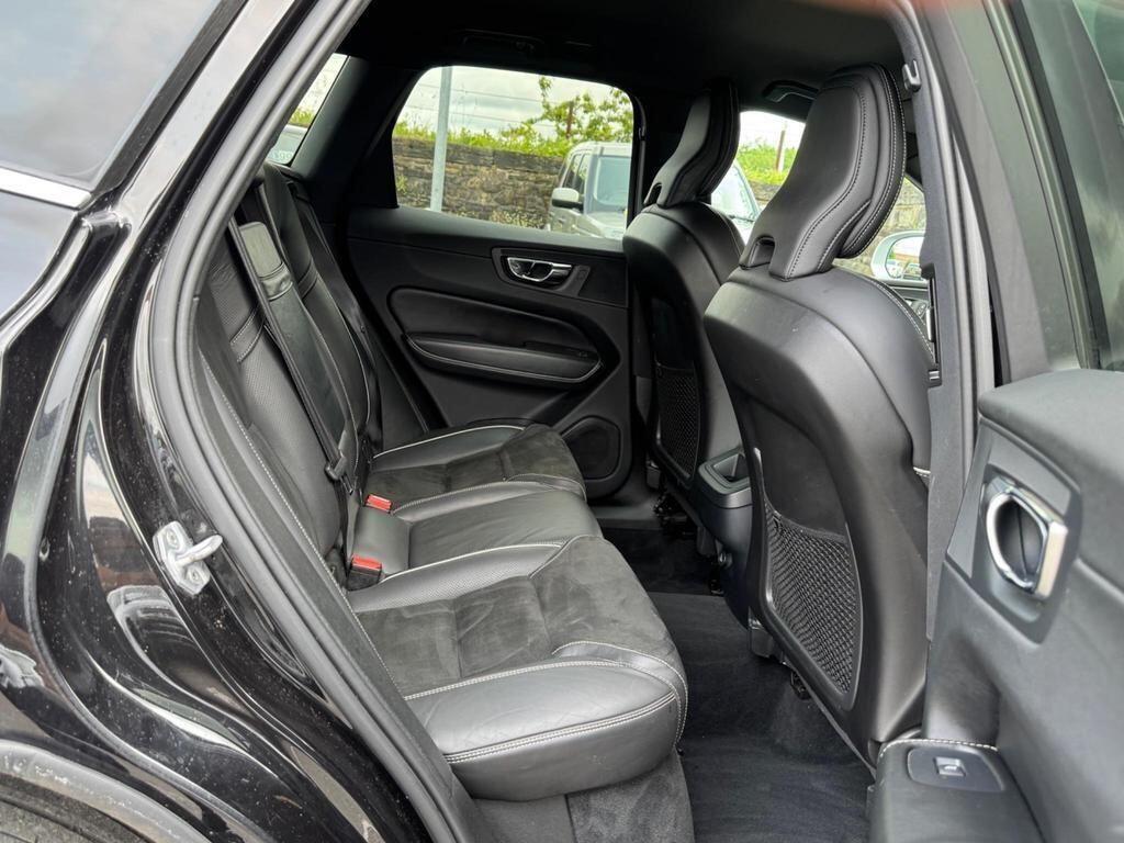 Volvo XC60 view 18