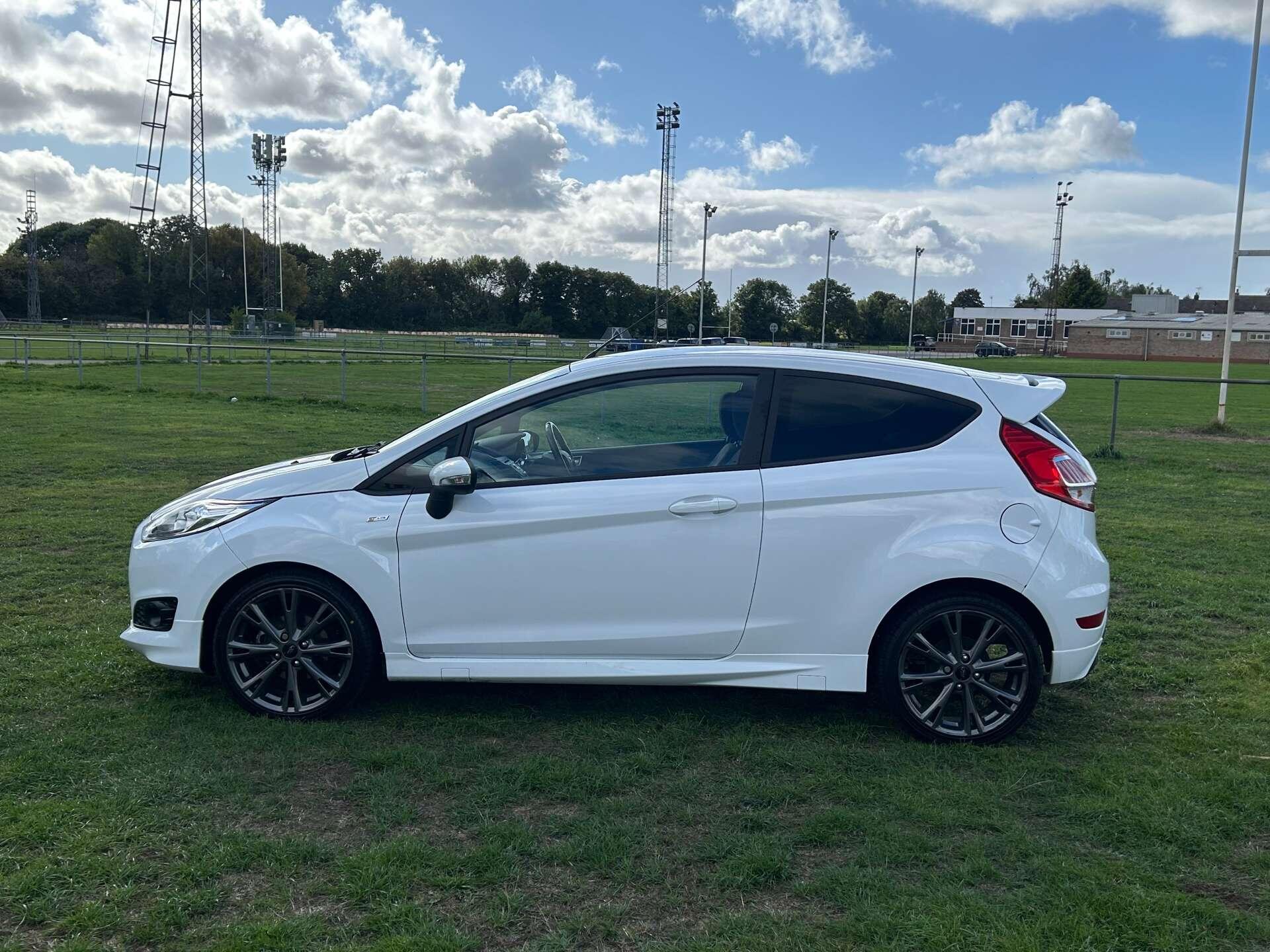 Ford Fiesta view 7