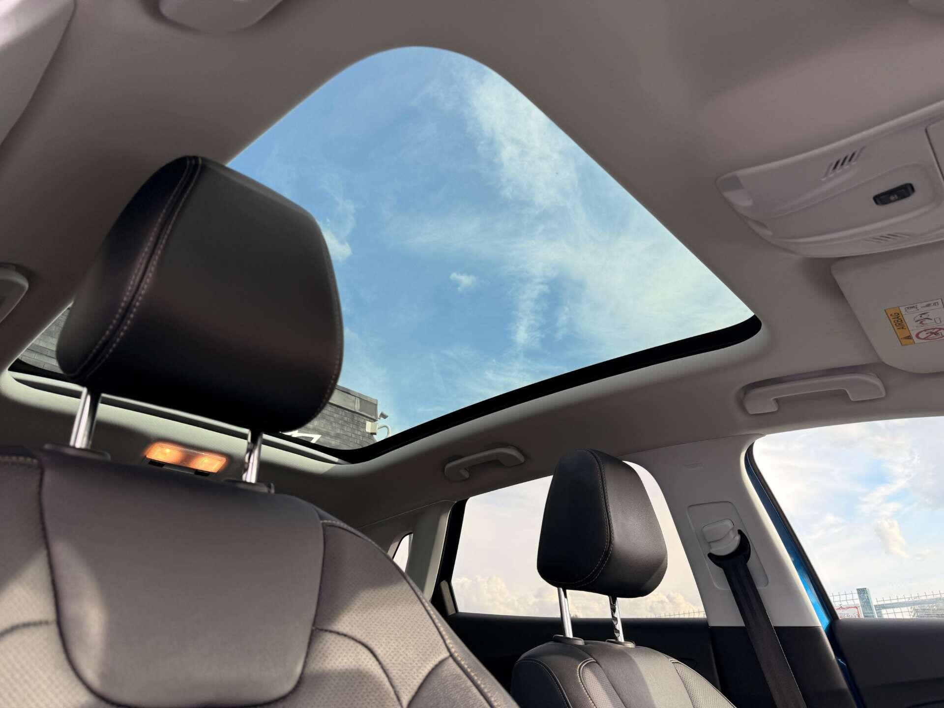 Vauxhall Grandland X view 13