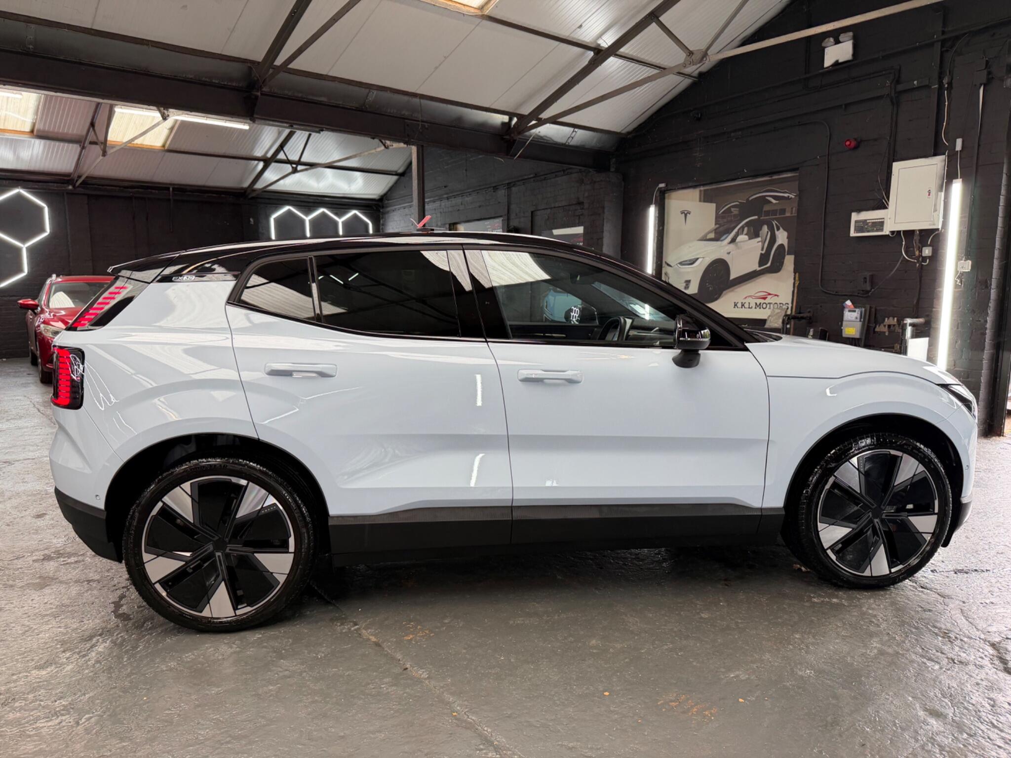 Volvo Ex30 view 7