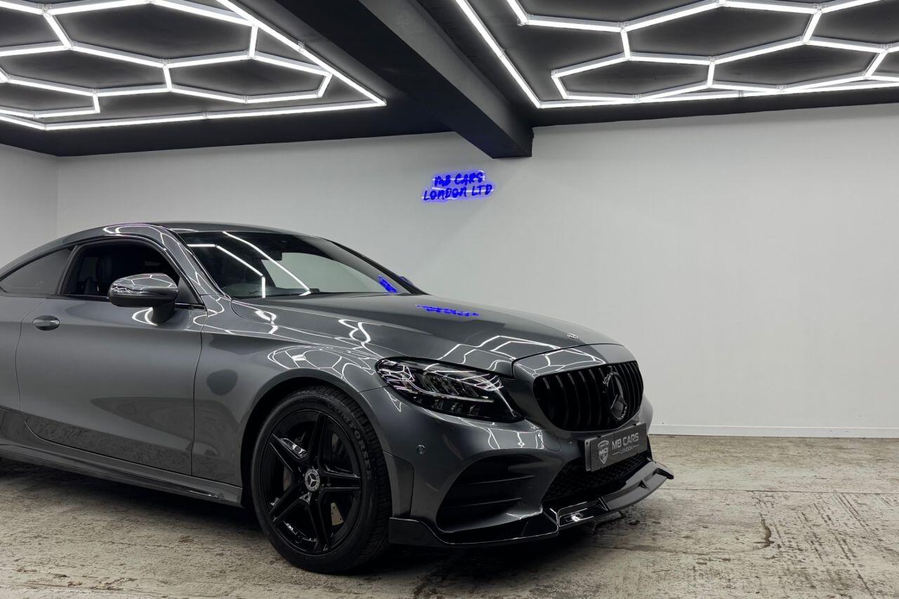Mercedes-Benz C-Class view 7