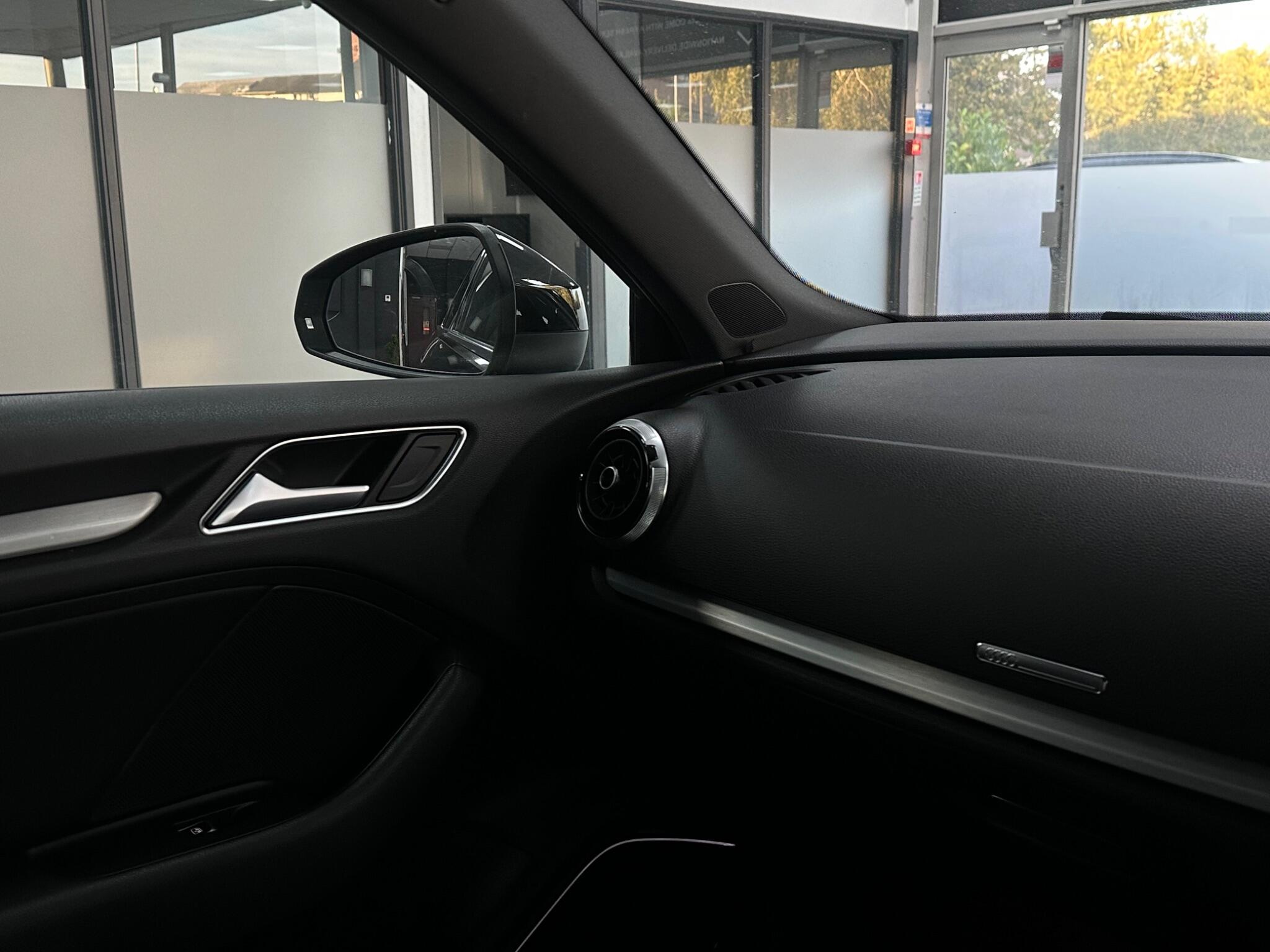 Audi A3 view 32