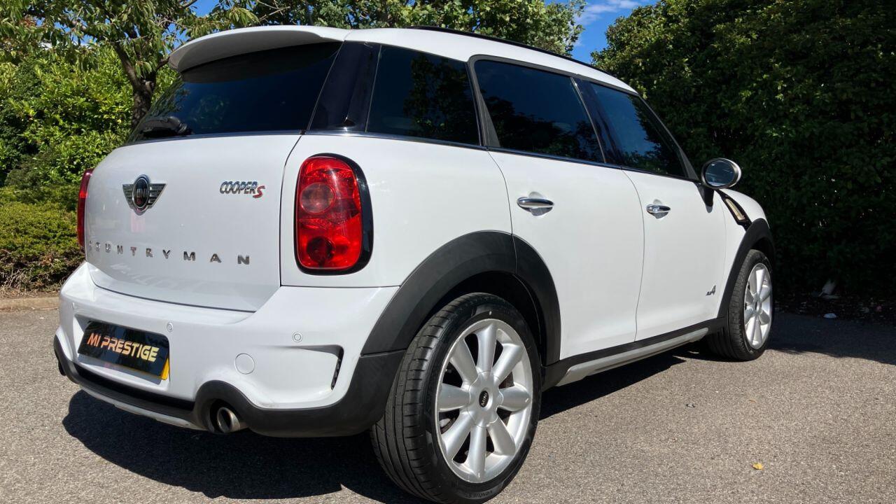 Mini Countryman view 33