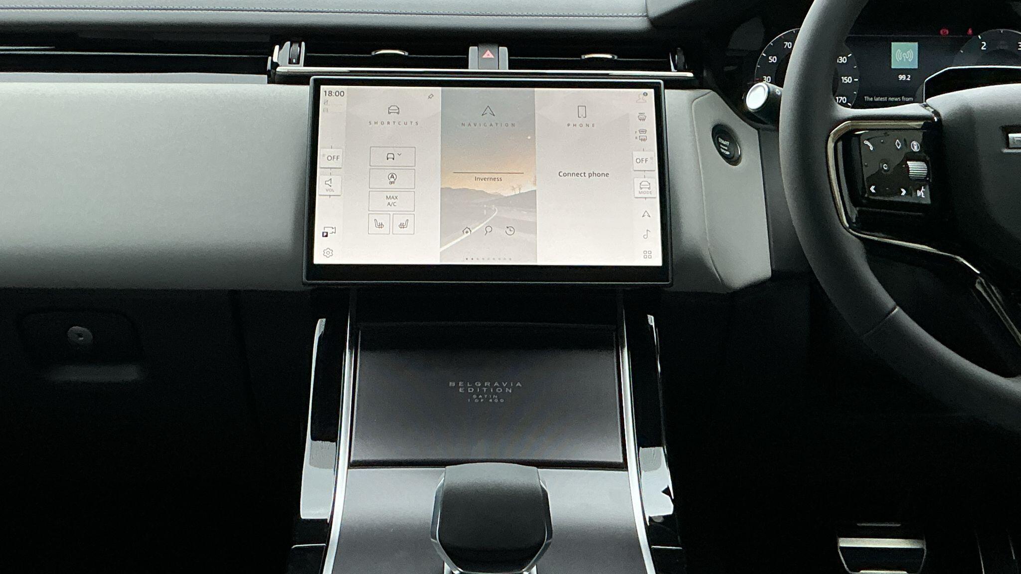 Land Rover Range Rover Velar view 19