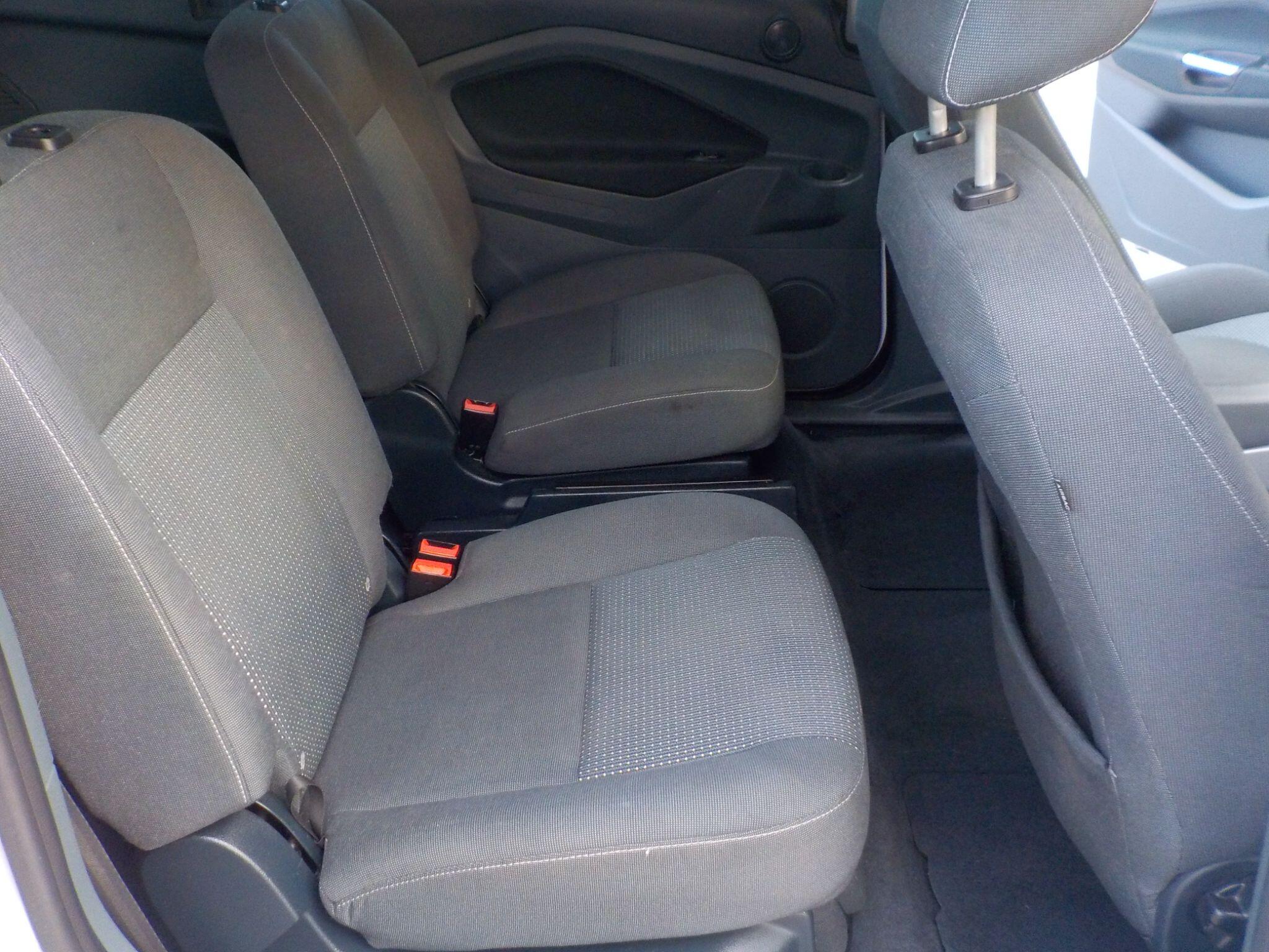 Ford Grand C-Max 1.6 TDCi Zetec Euro 5 5dr